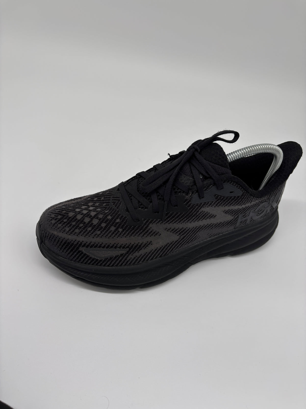 HOKA TRAINERS