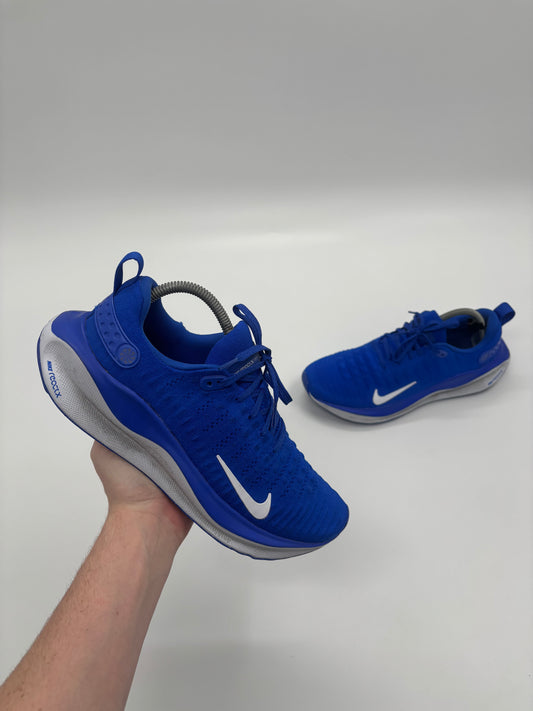 NIKE TRAINERS