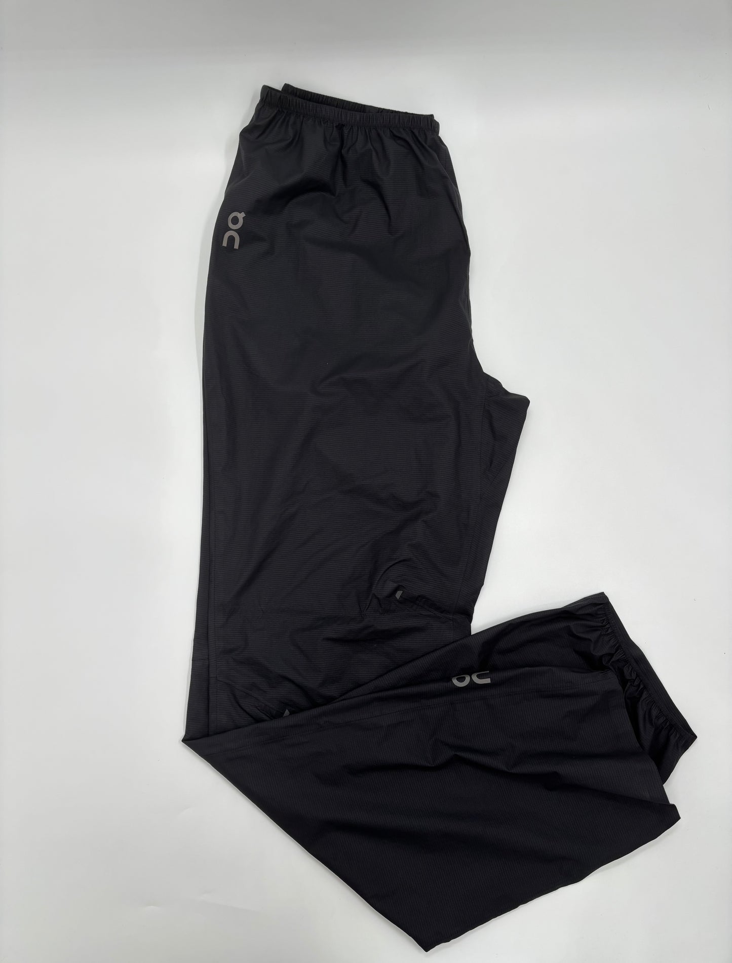 ON RUNNING PANTS