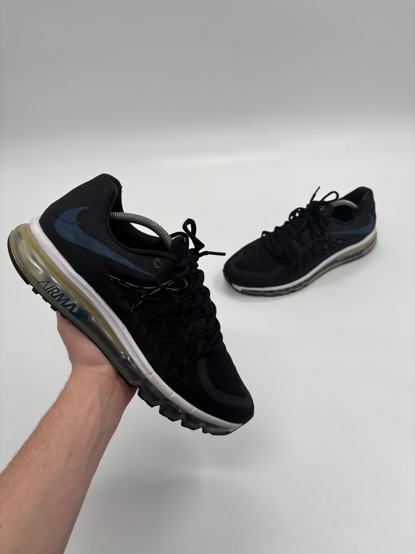 NIKE AIR MAX 2015