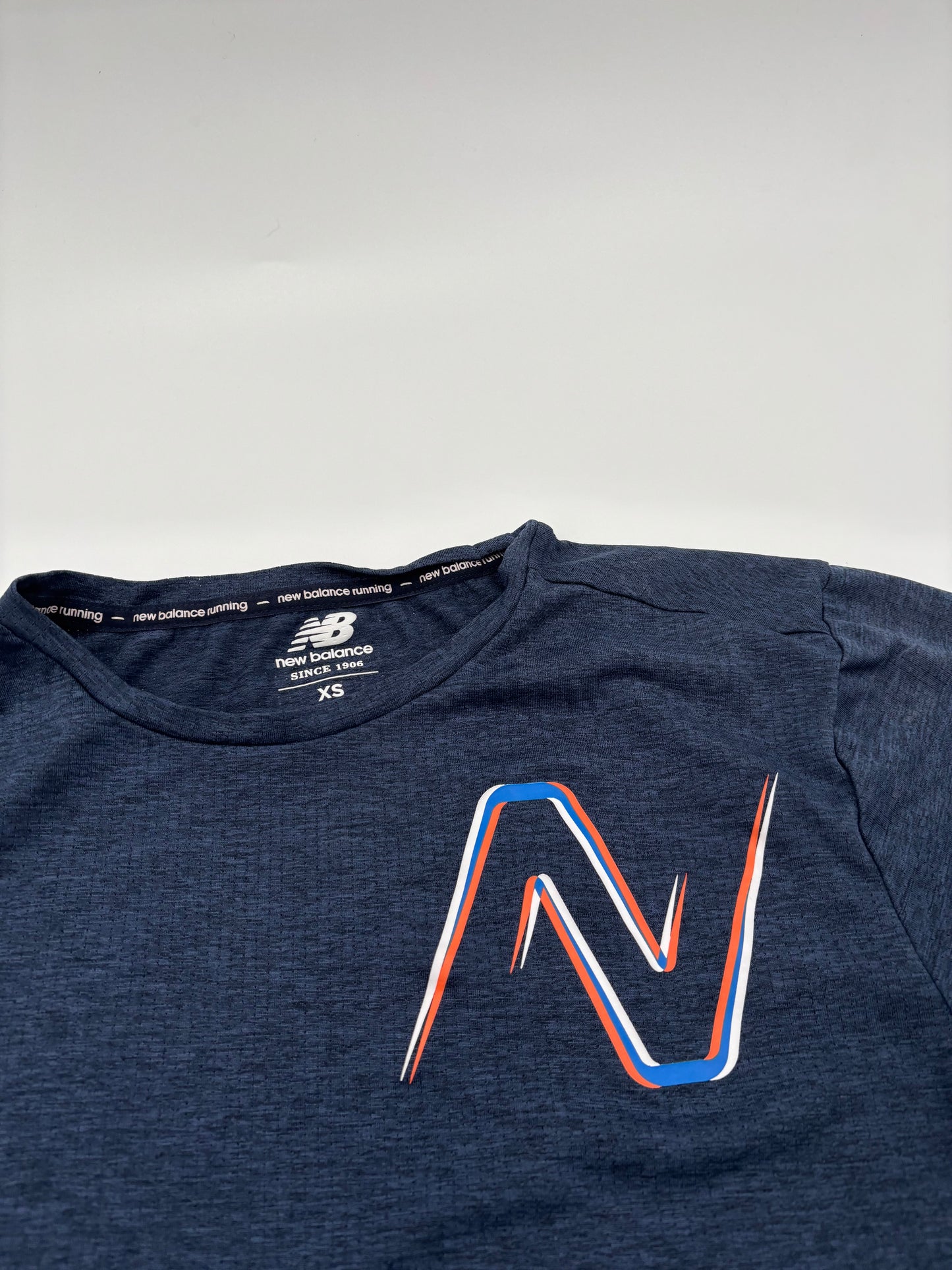 NEW BALANCE T-SHIRT