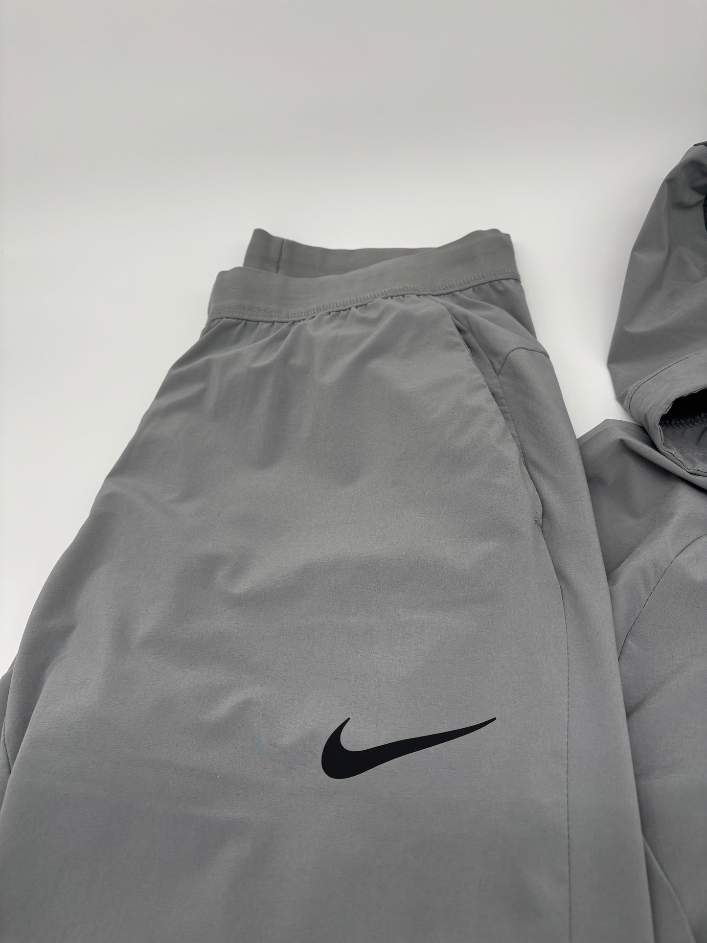 NIKE PRO TRACKSUIT