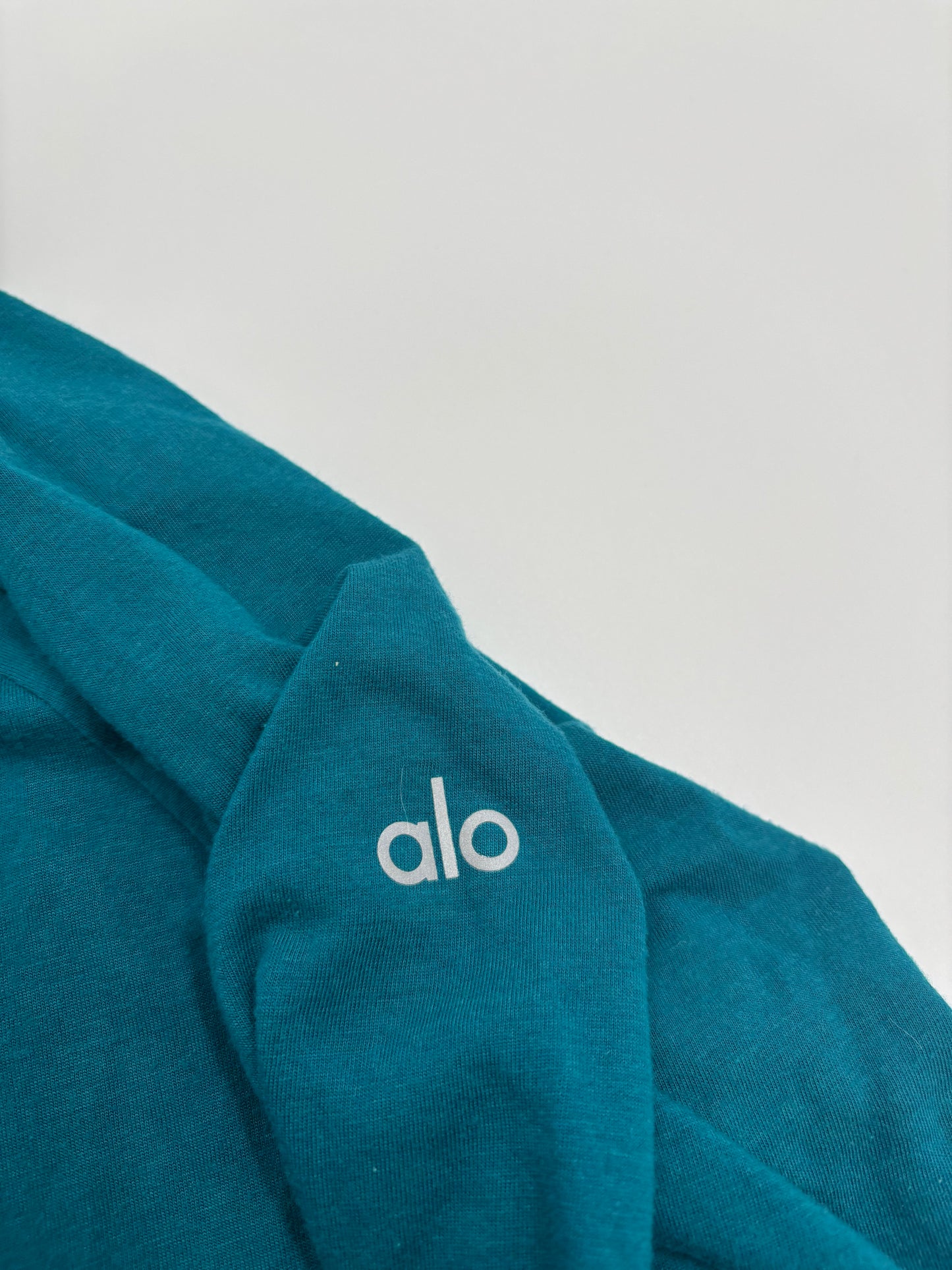 ALO HOODIE