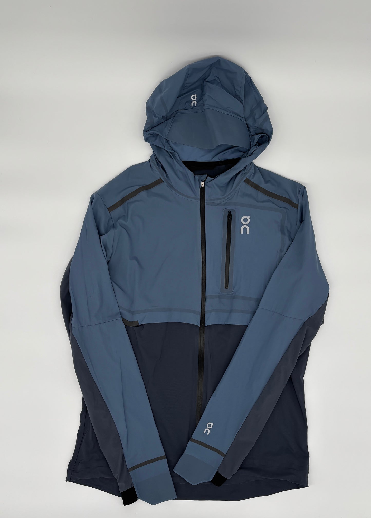 ON RUNNING JACKET