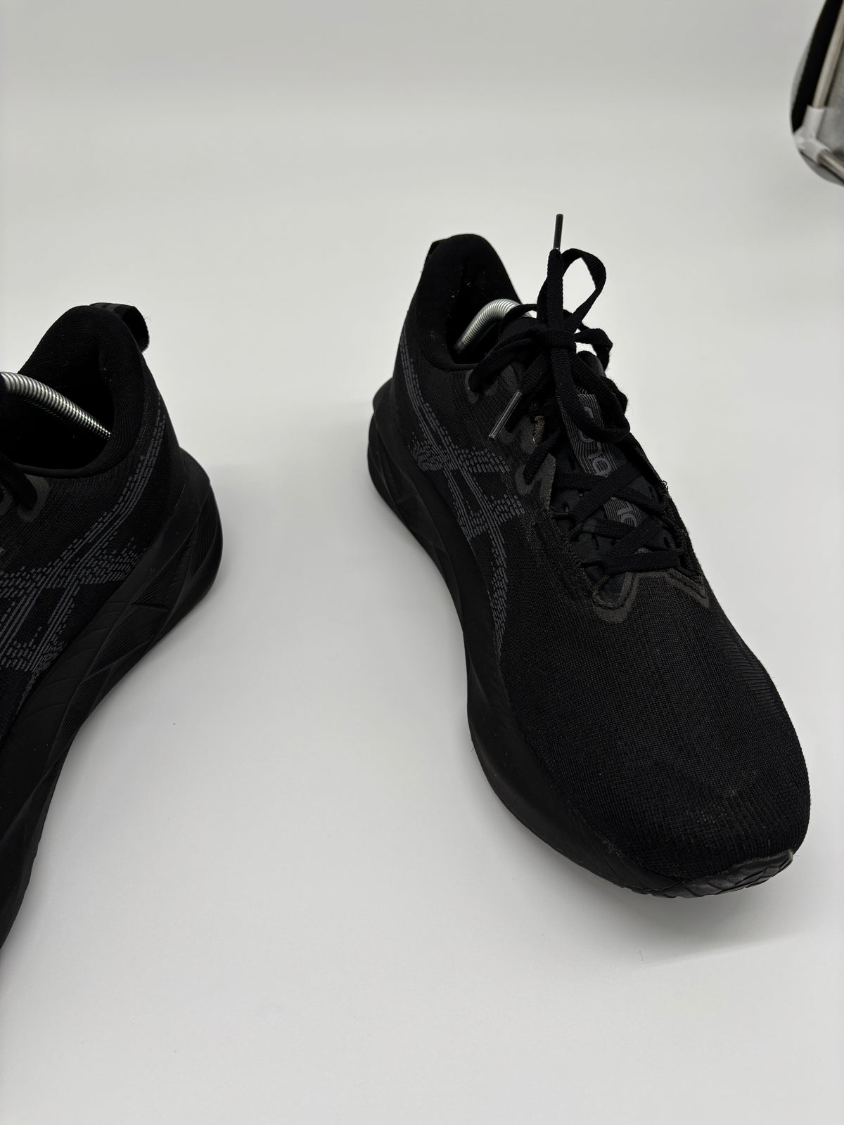 ASICS NOVABLAST TRAINERS