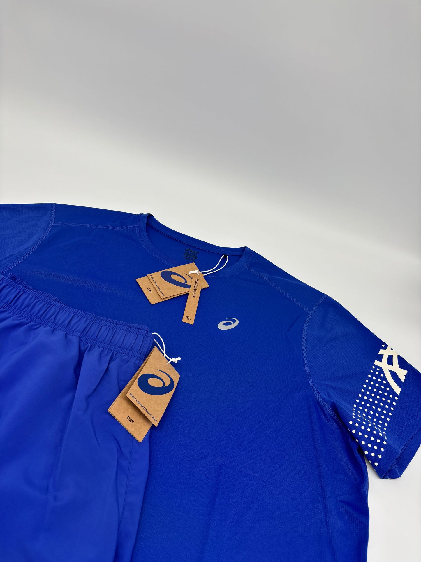 ASICS SET