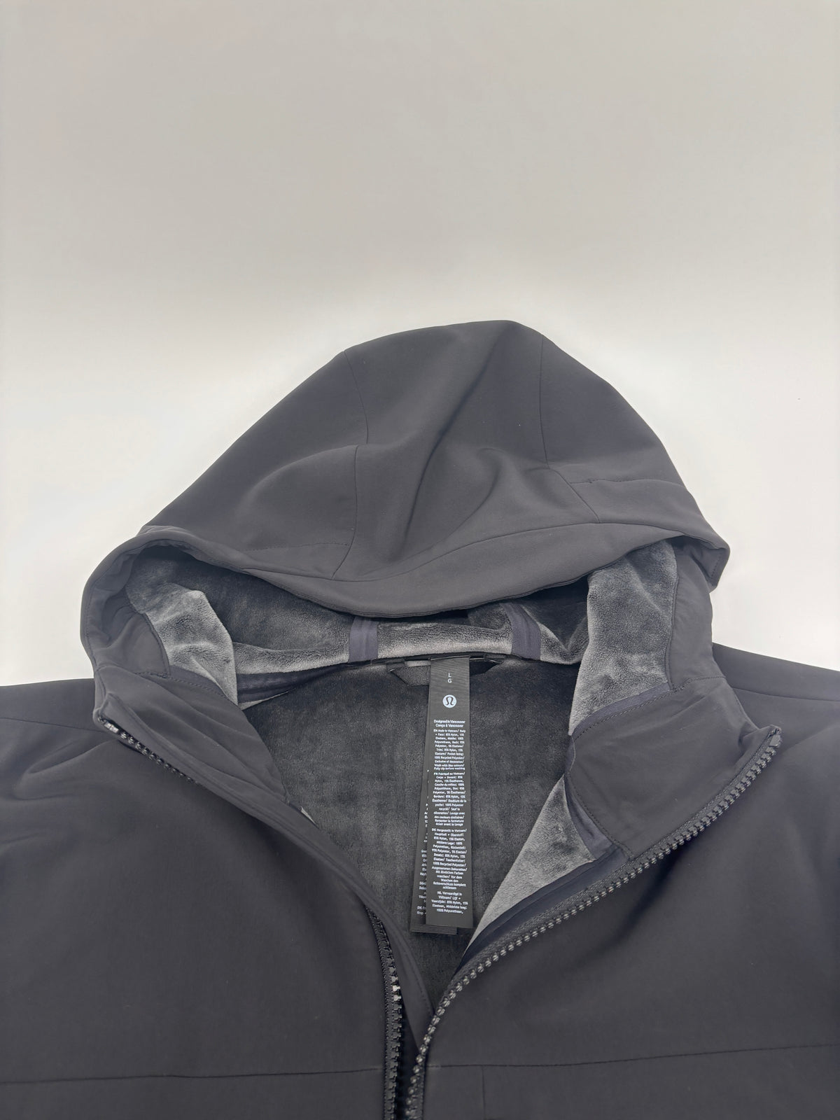 LULULEMON CROSS CHILL CITY JACKET