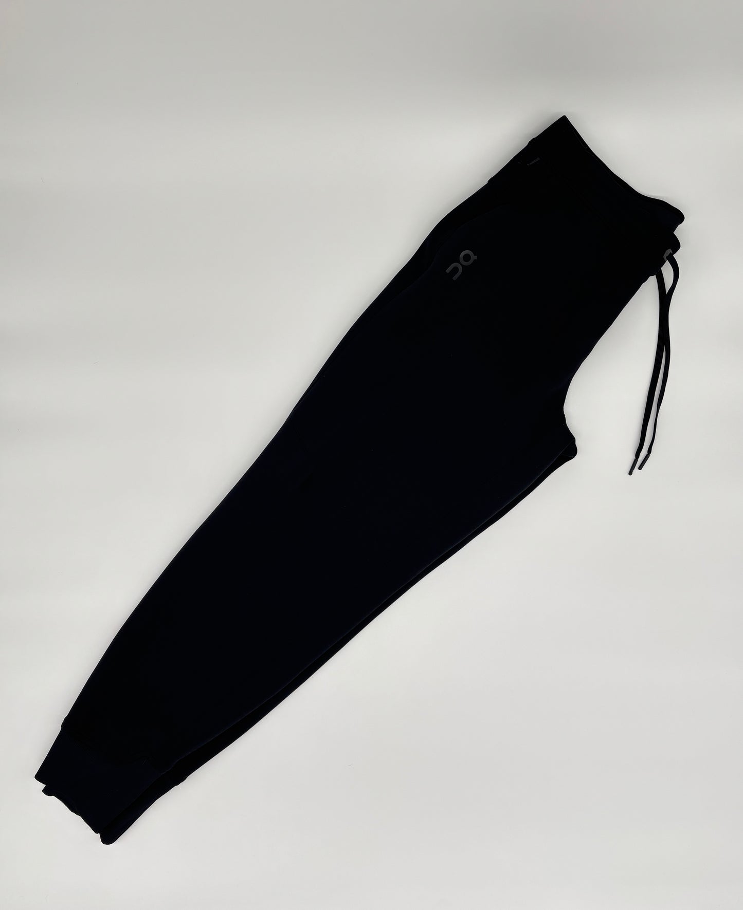 ON RUNNING SWEATPANTS