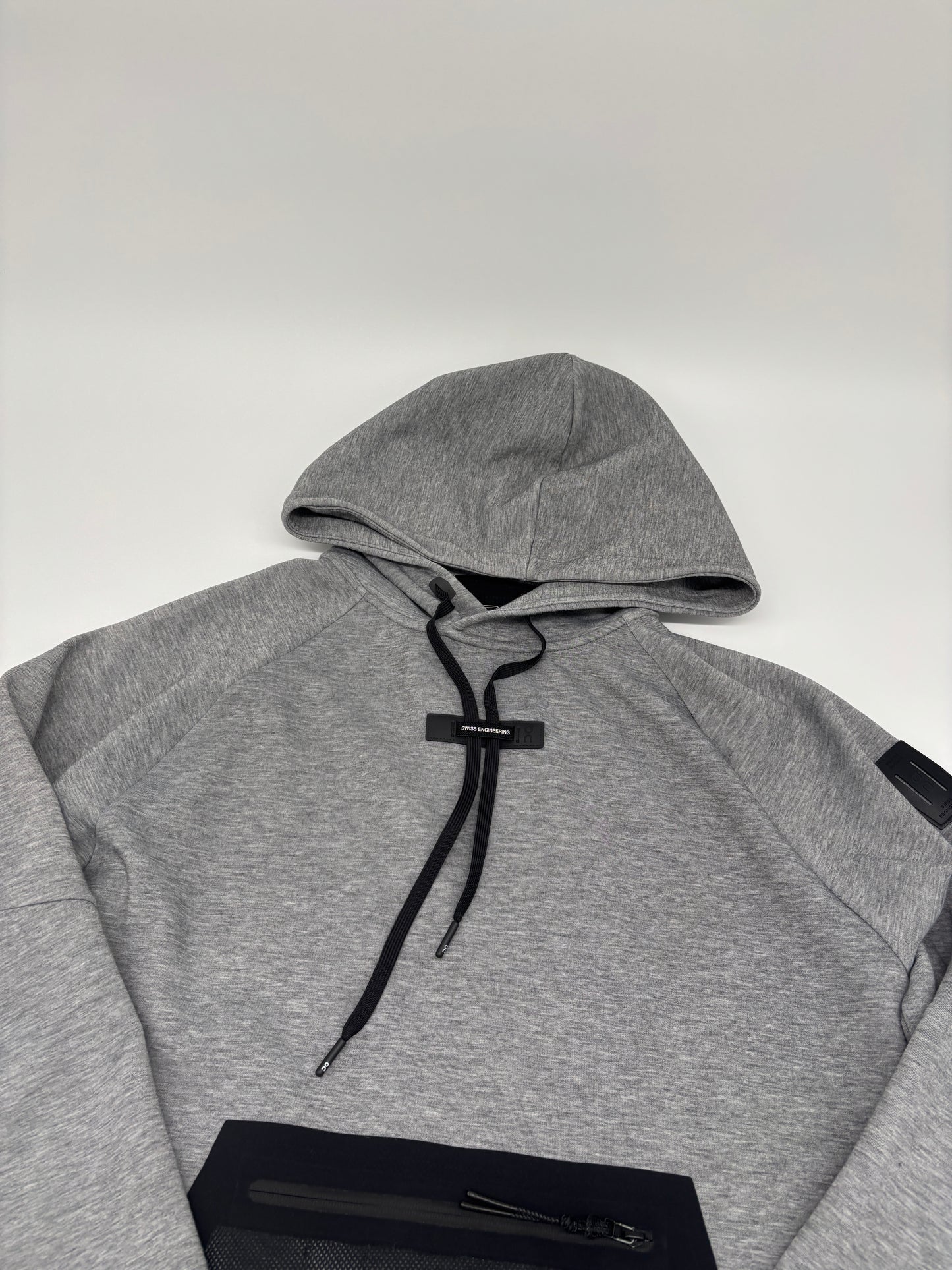 ON RUNNING HOODIE