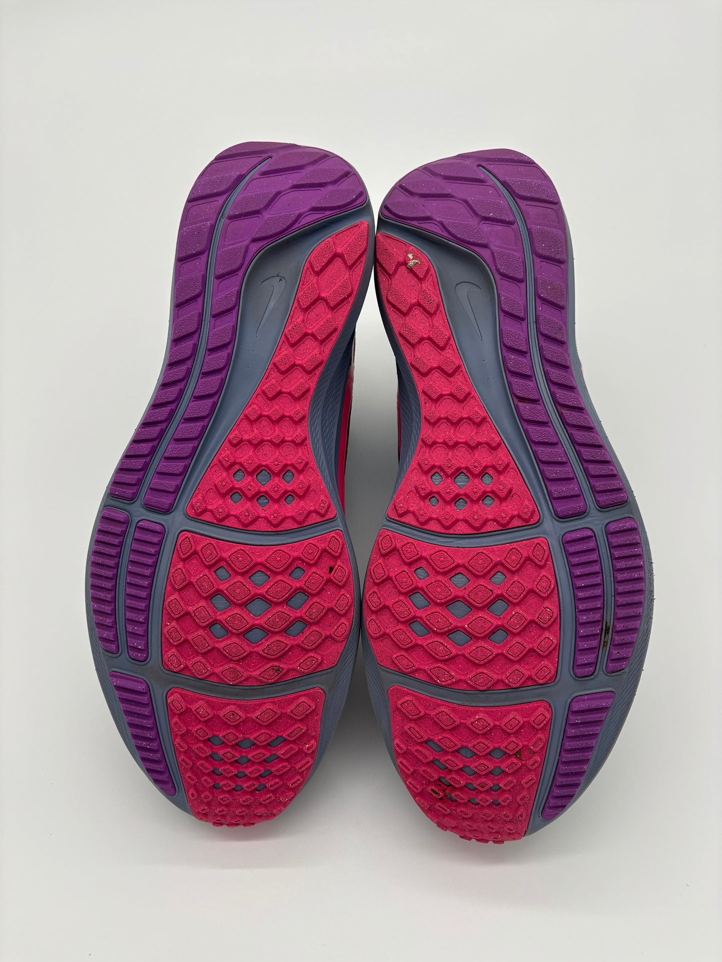 NIKE TRAINERS