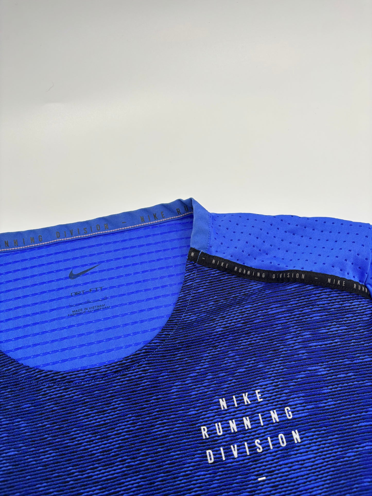 NIKE RUNNING DIVISION T-SHIRT