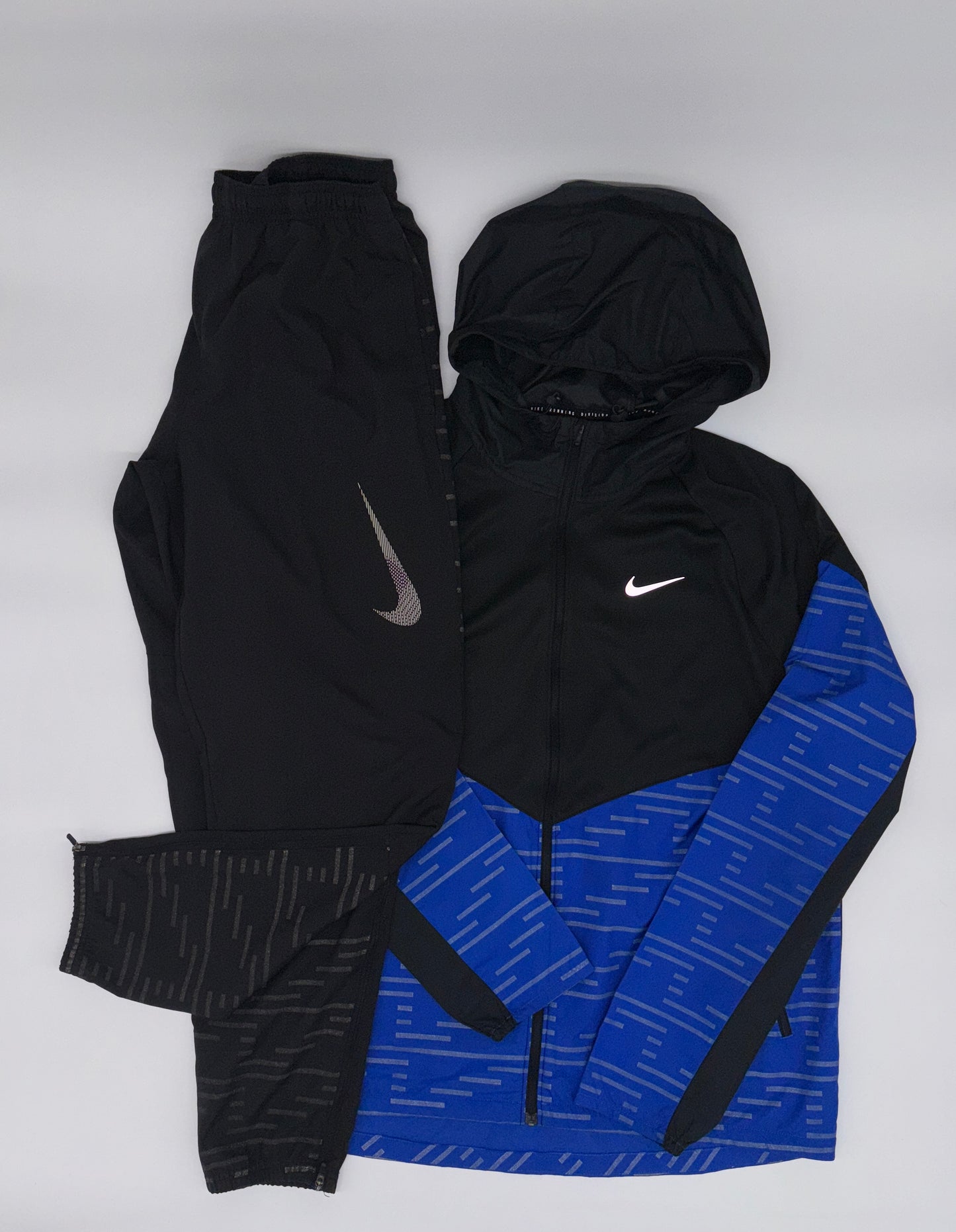 NIKE TRACKSUIT