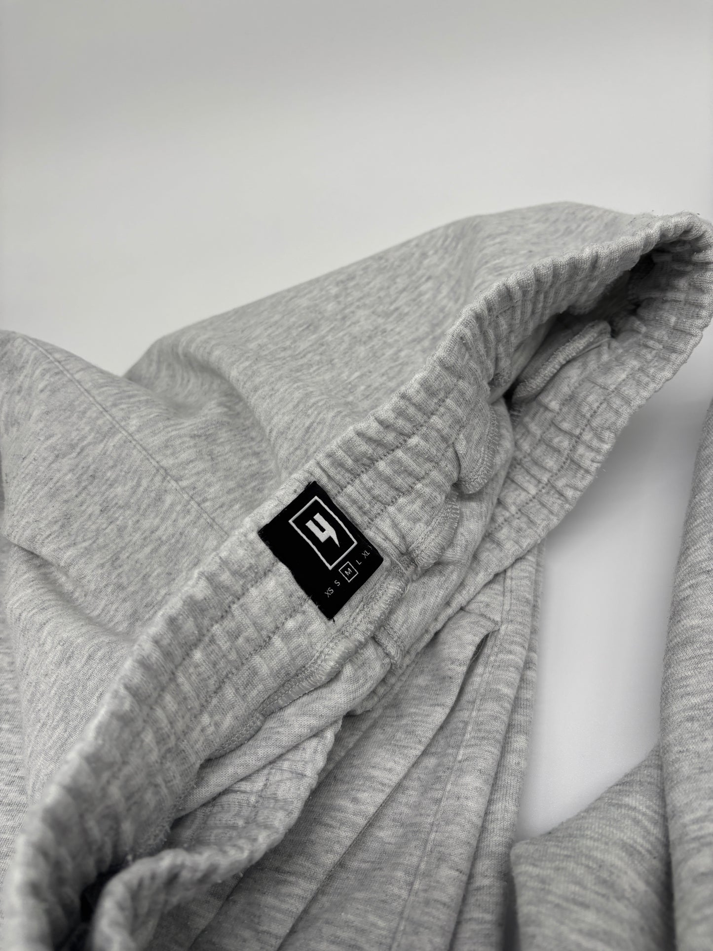 YELIR TRACKSUIT