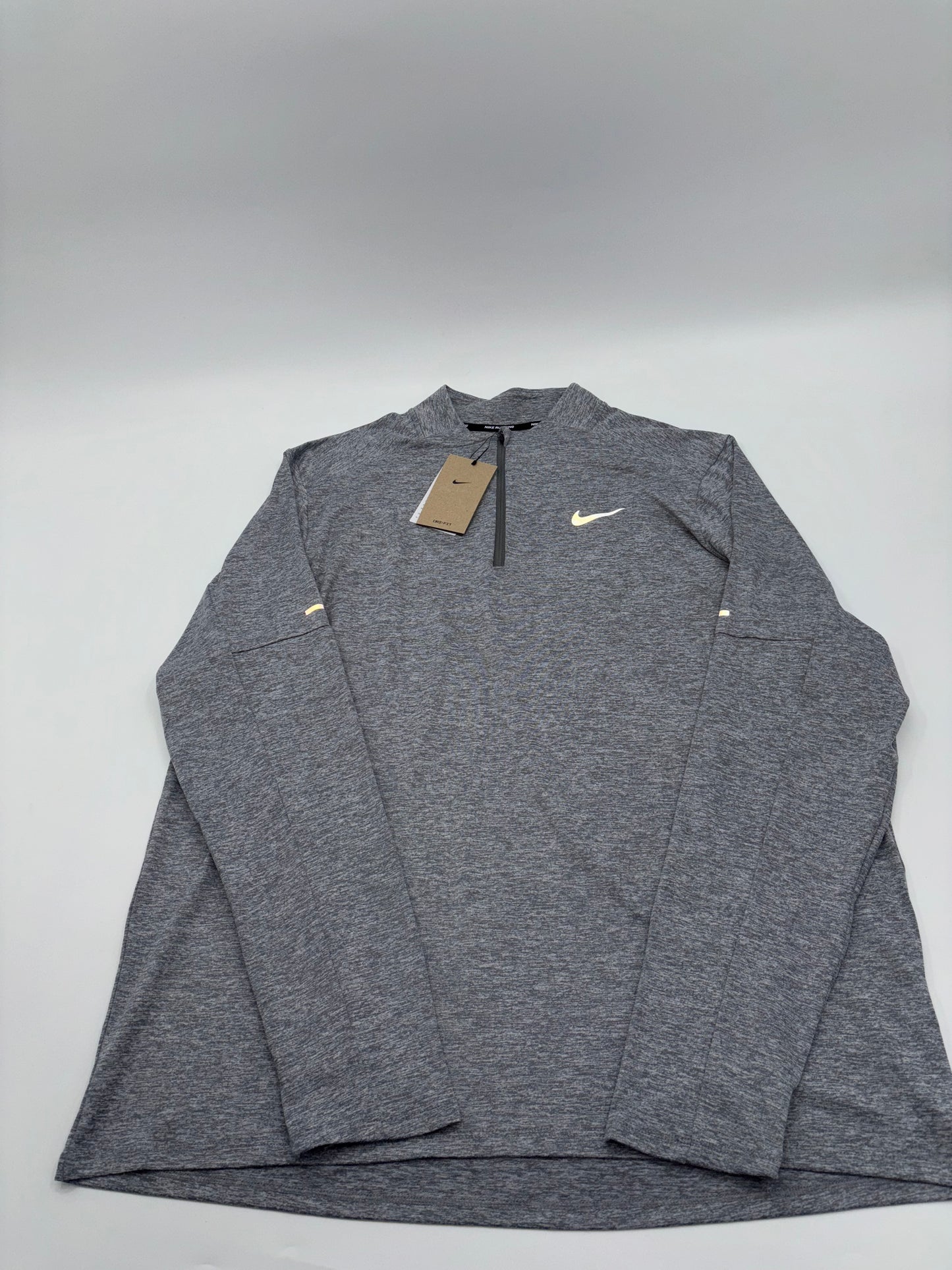 NIKE HALF ZIP