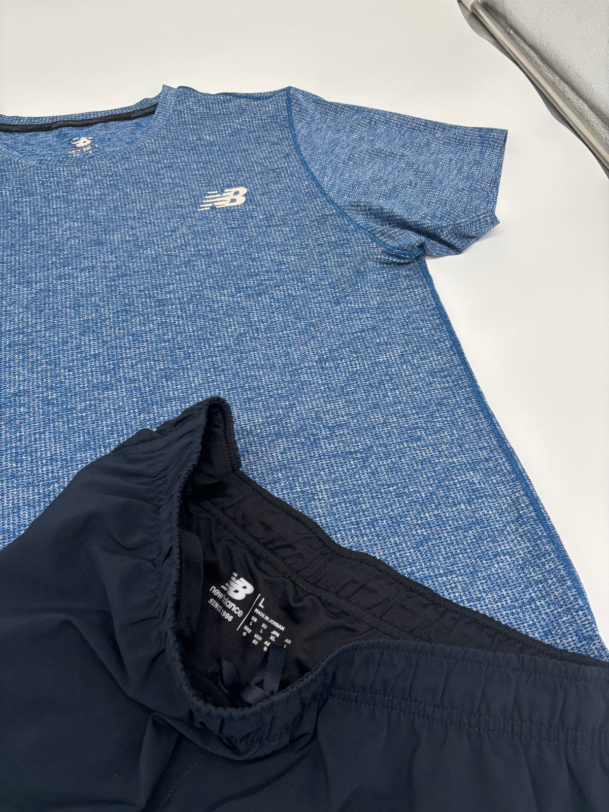 NEW BALANCE SET