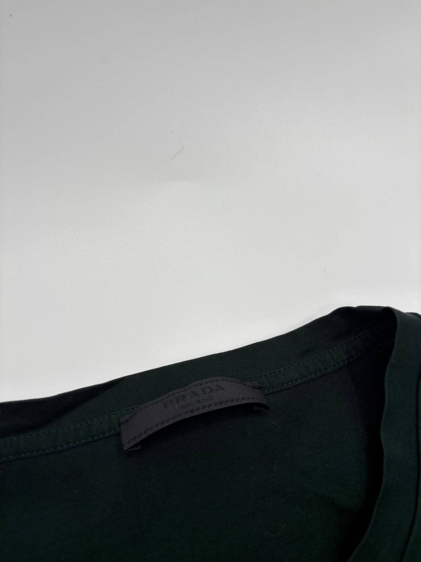 PRADA T-SHIRT