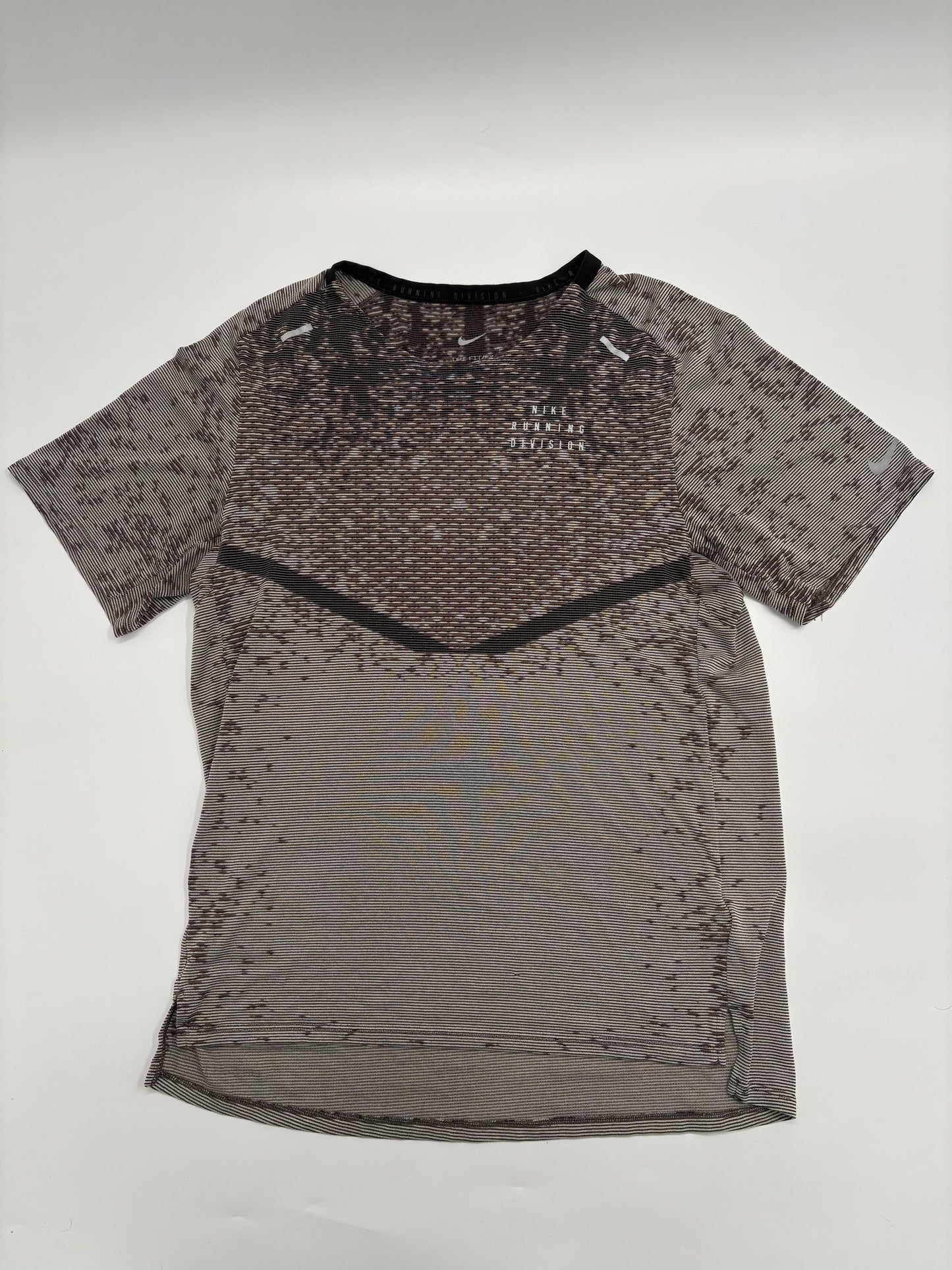 NIKE RUNNING DIVISION T-SHIRT