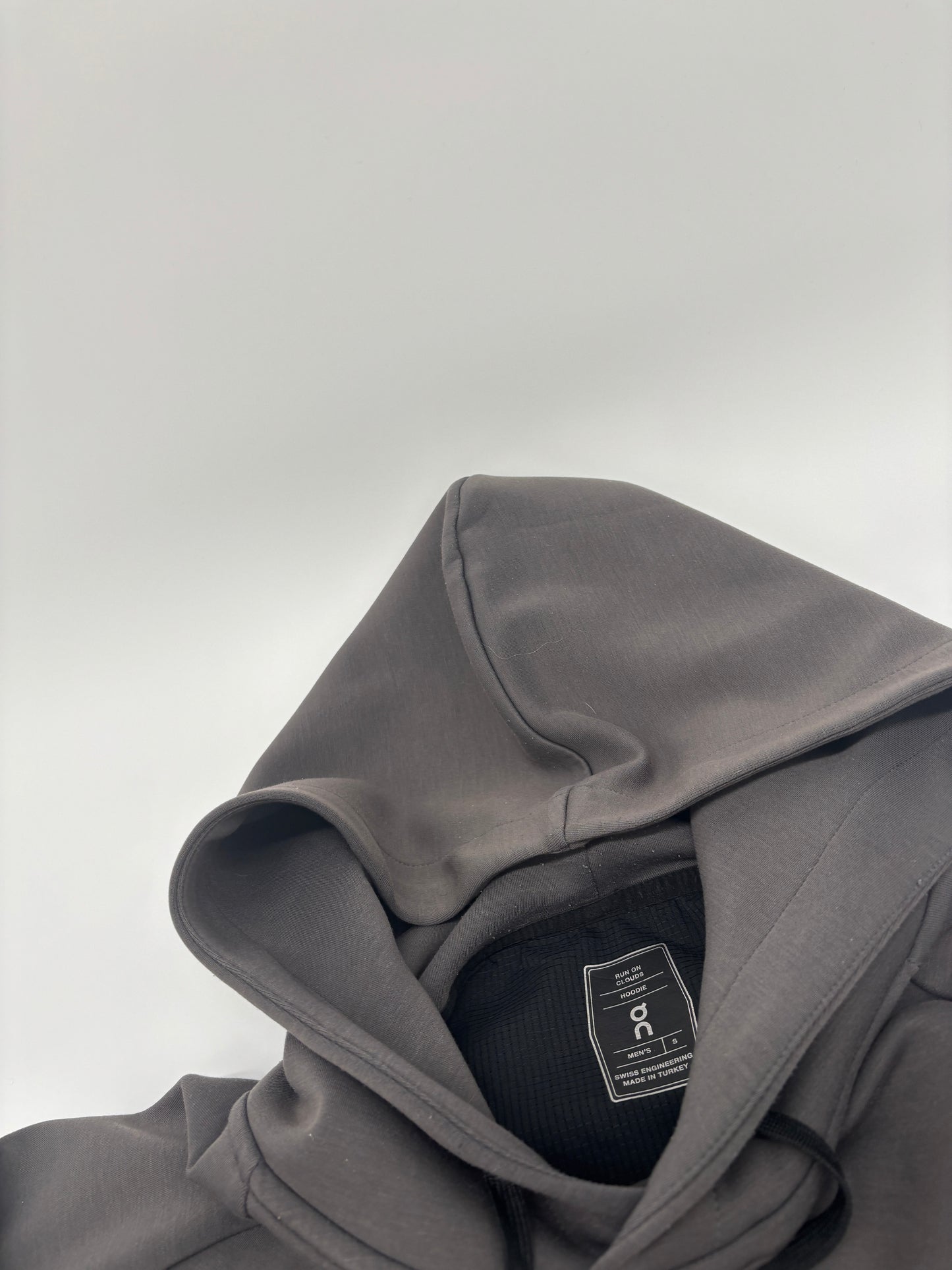 ON RUNNING HOODIE