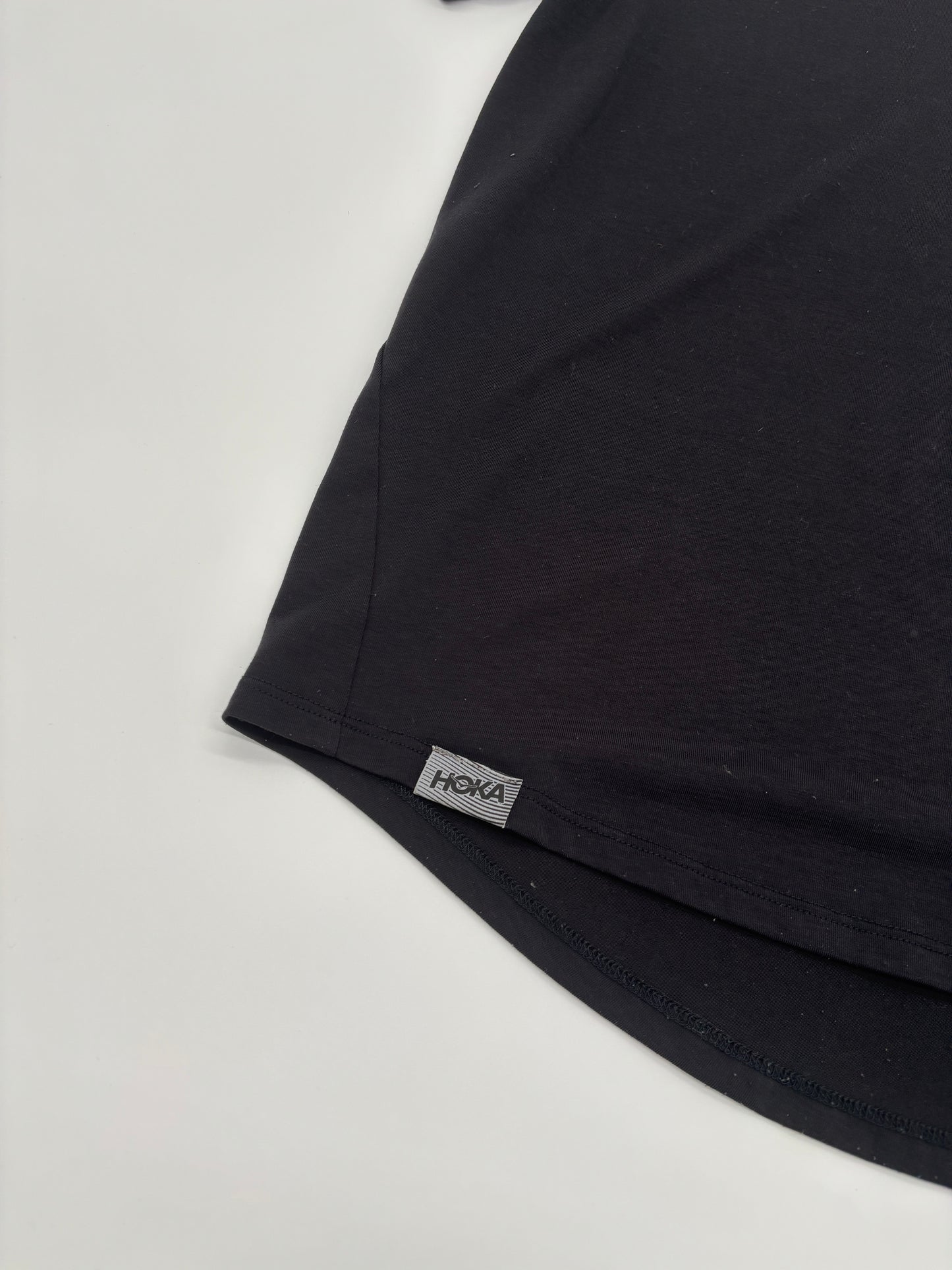 HOKA T-SHIRT