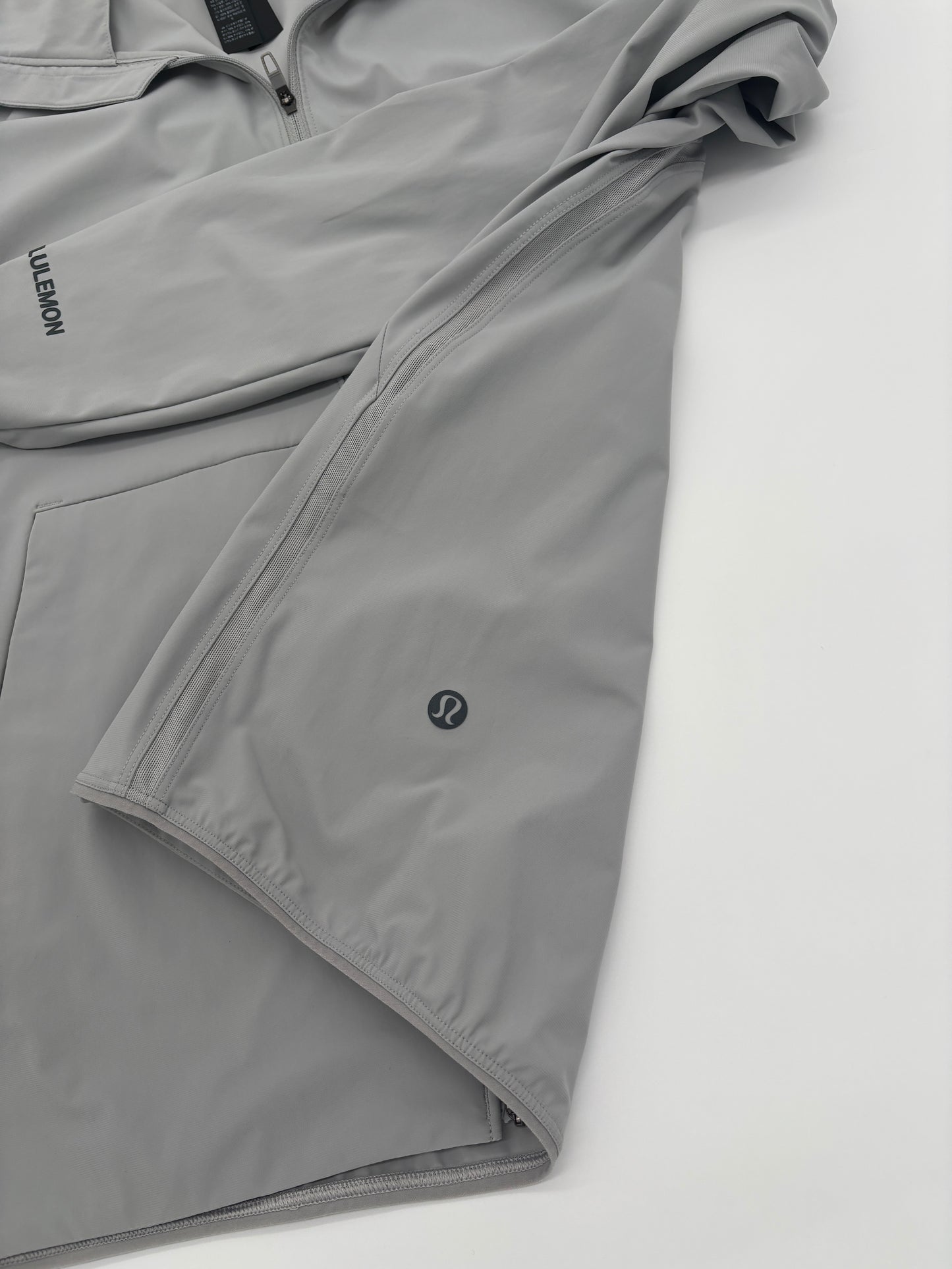 LULULEMON JACKET