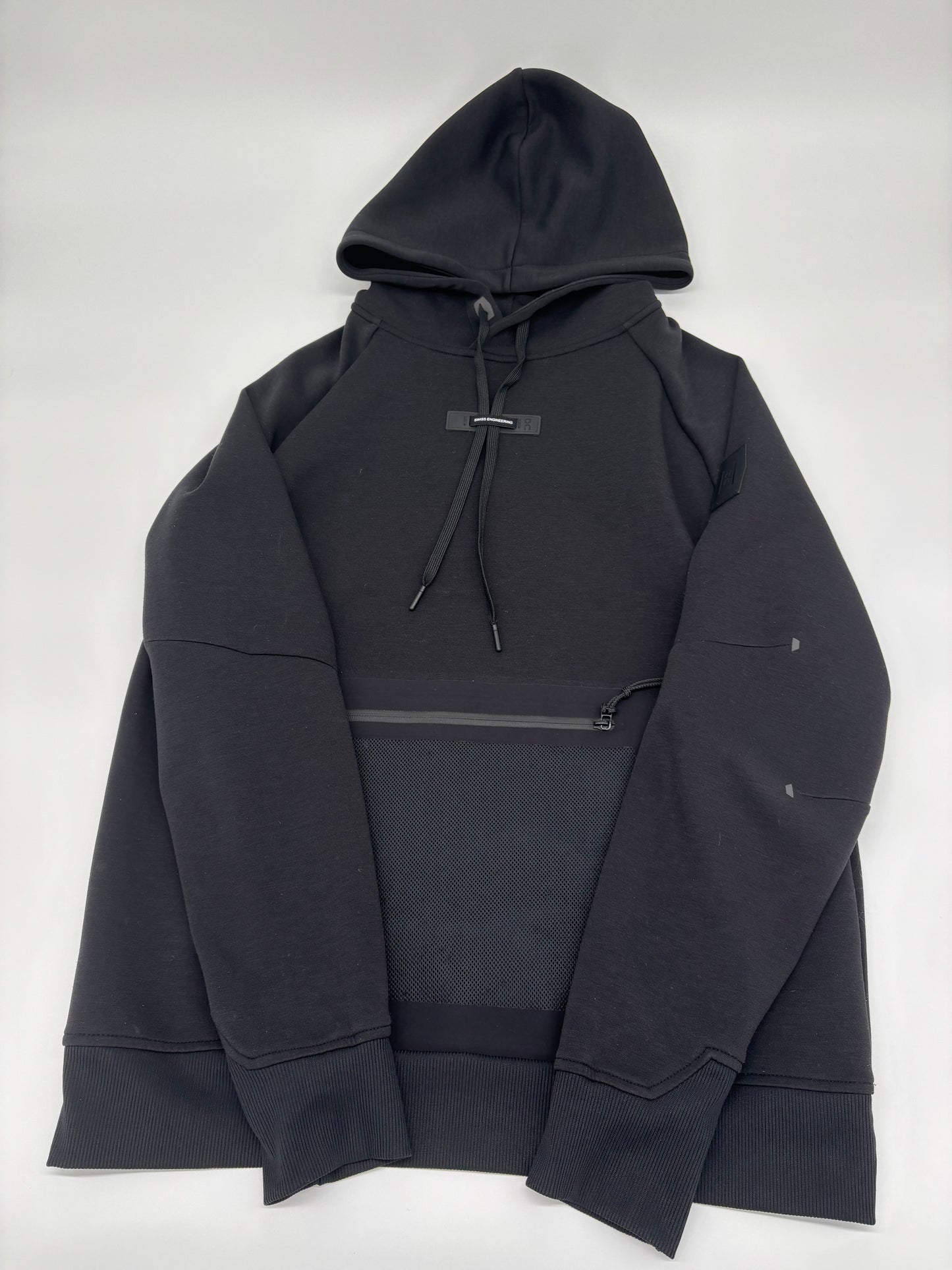 ON RUNNING HOODIE