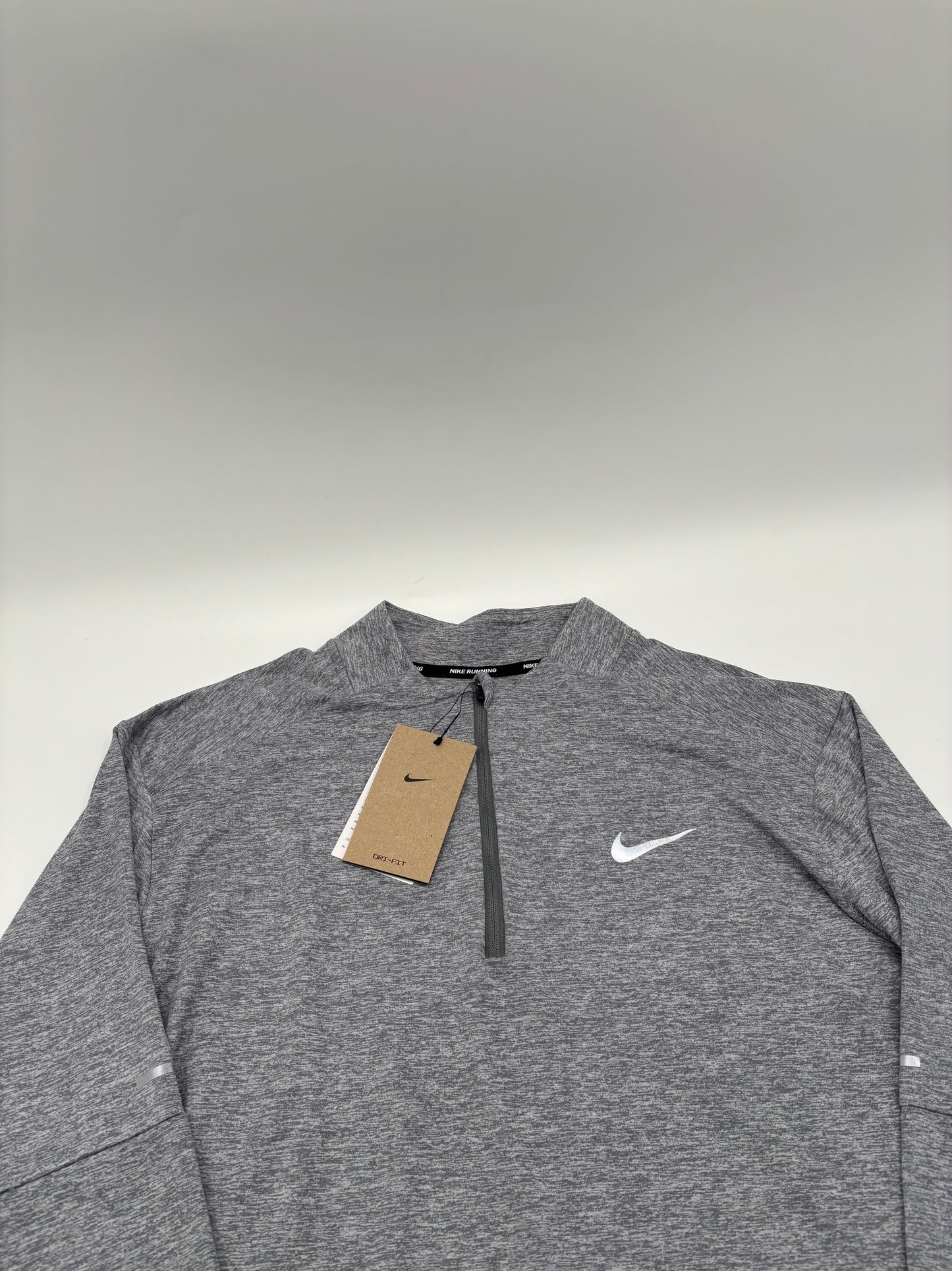 NIKE HALF ZIP