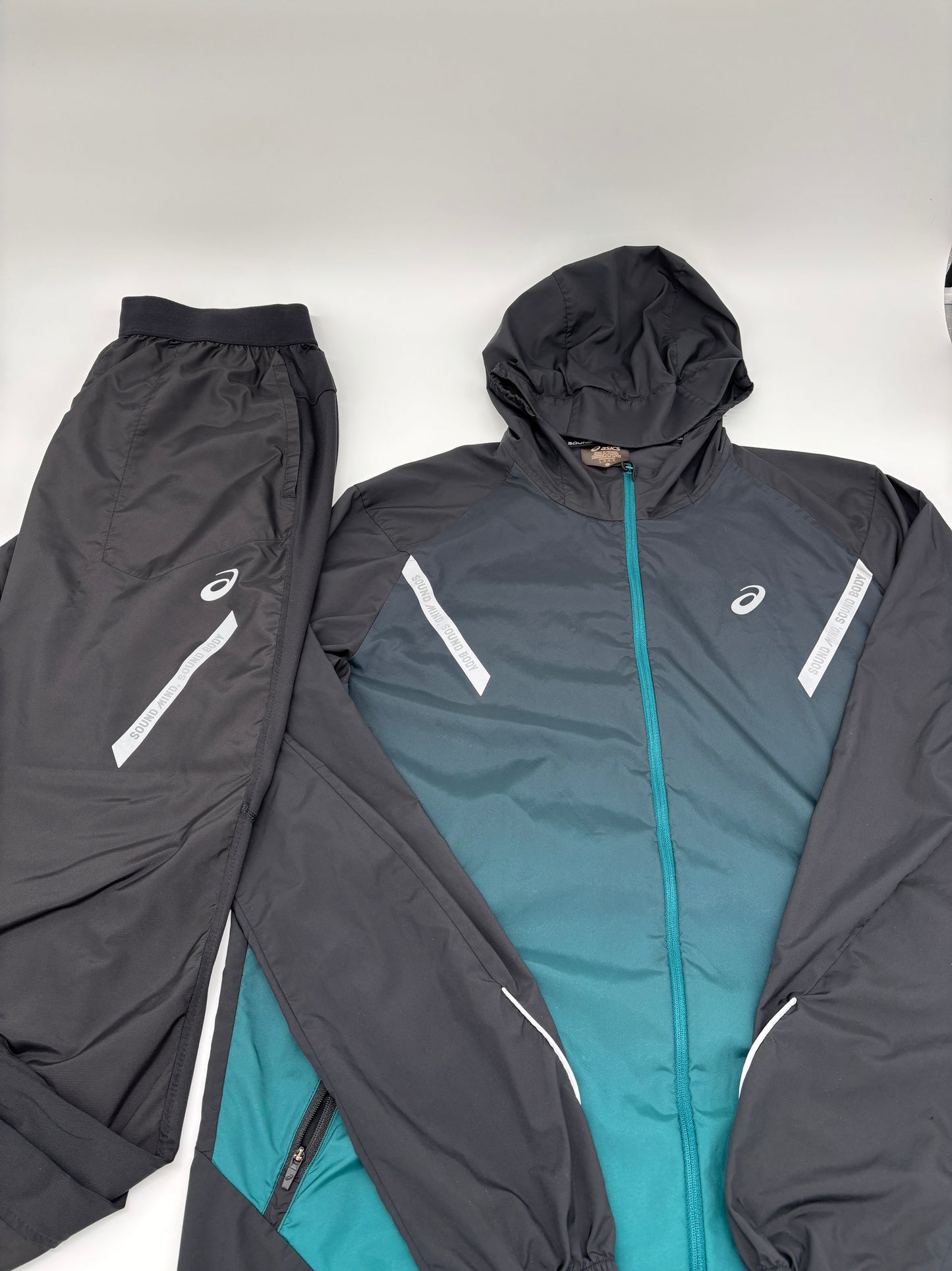 ASICS LITESHOW TRACKSUIT