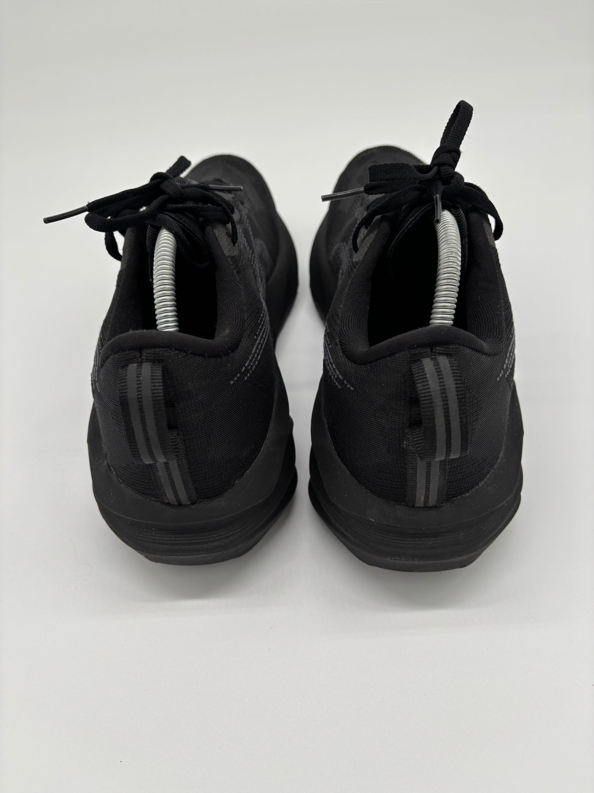 ASICS NOVABLAST TRAINERS