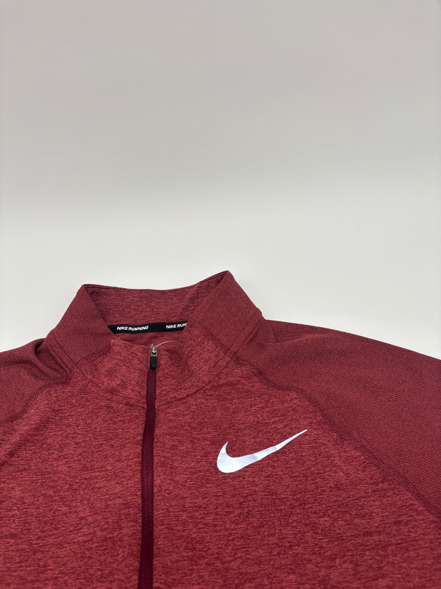 NIKE HALF ZIP