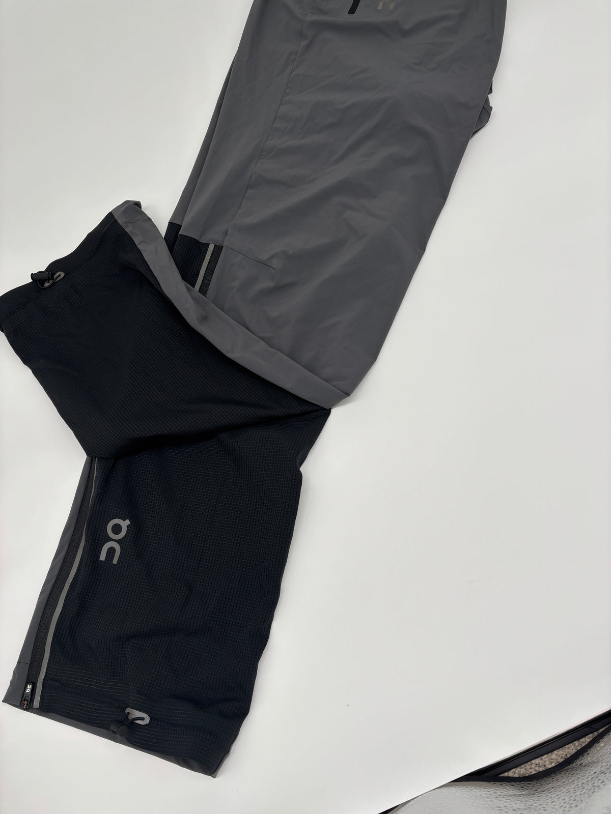 ON RUNNING PANTS