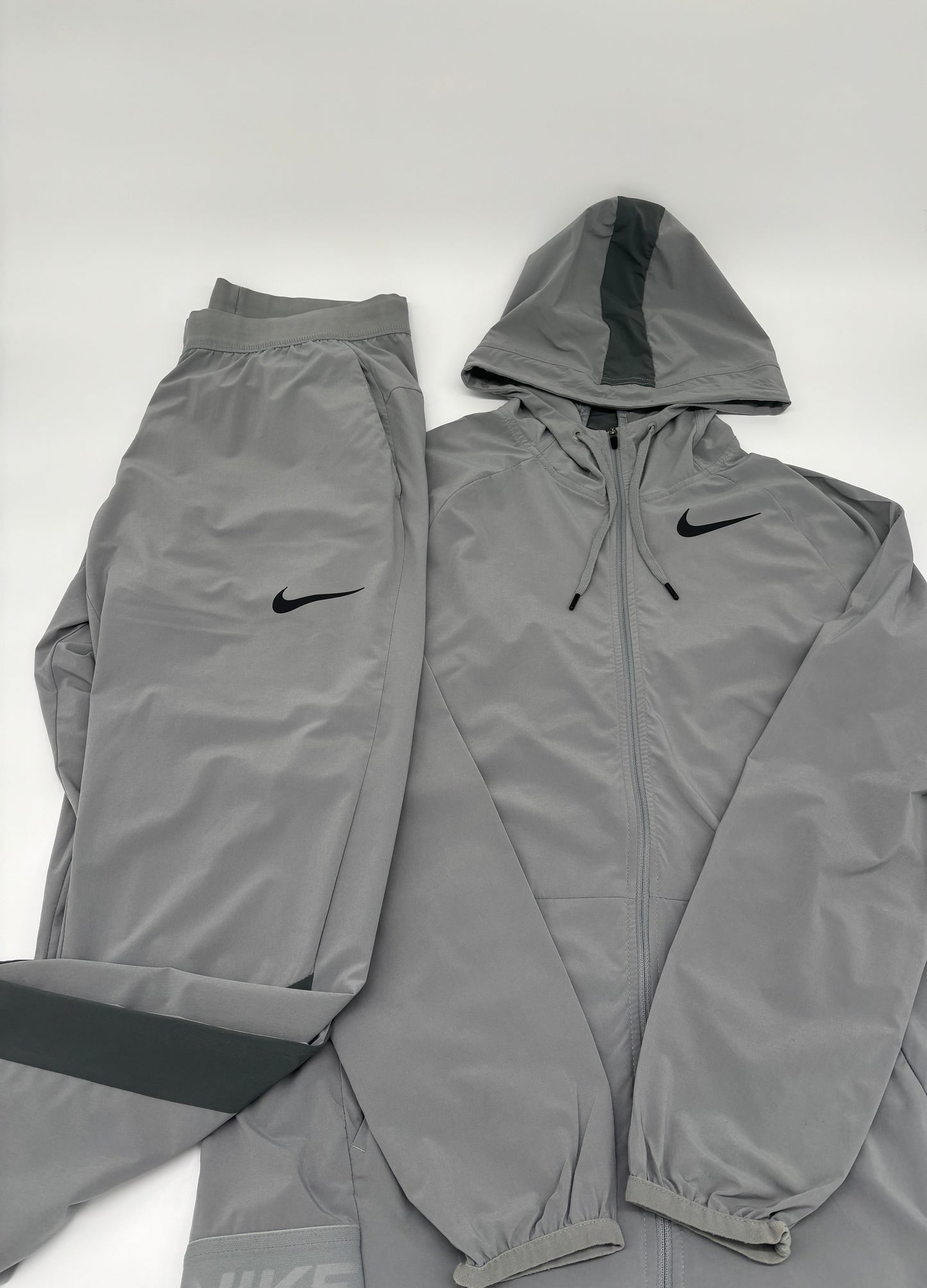 NIKE PRO TRACKSUIT