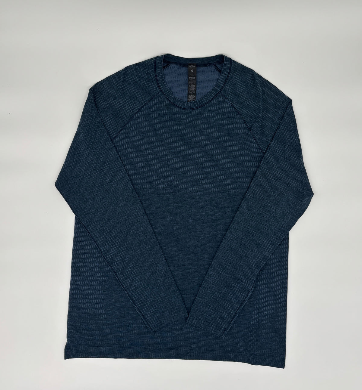 LULULEMON LONG SLEEVED TOP