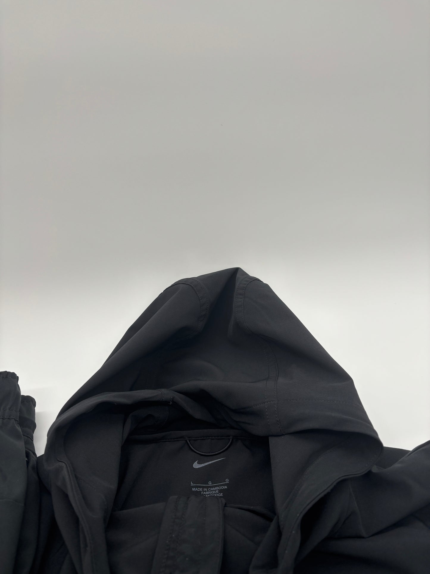 NIKE TRACKSUIT