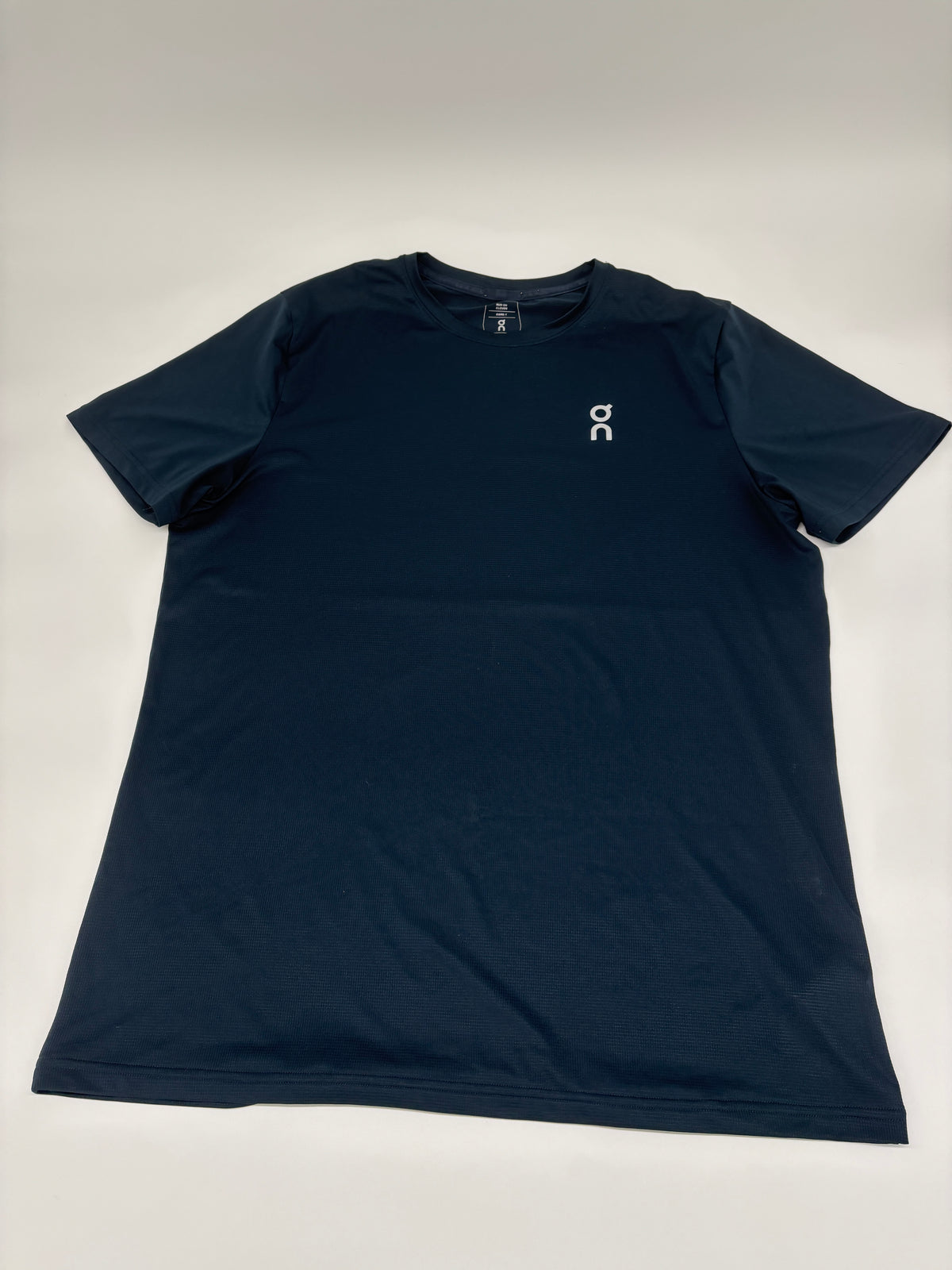 ON RUNNING T-SHIRT