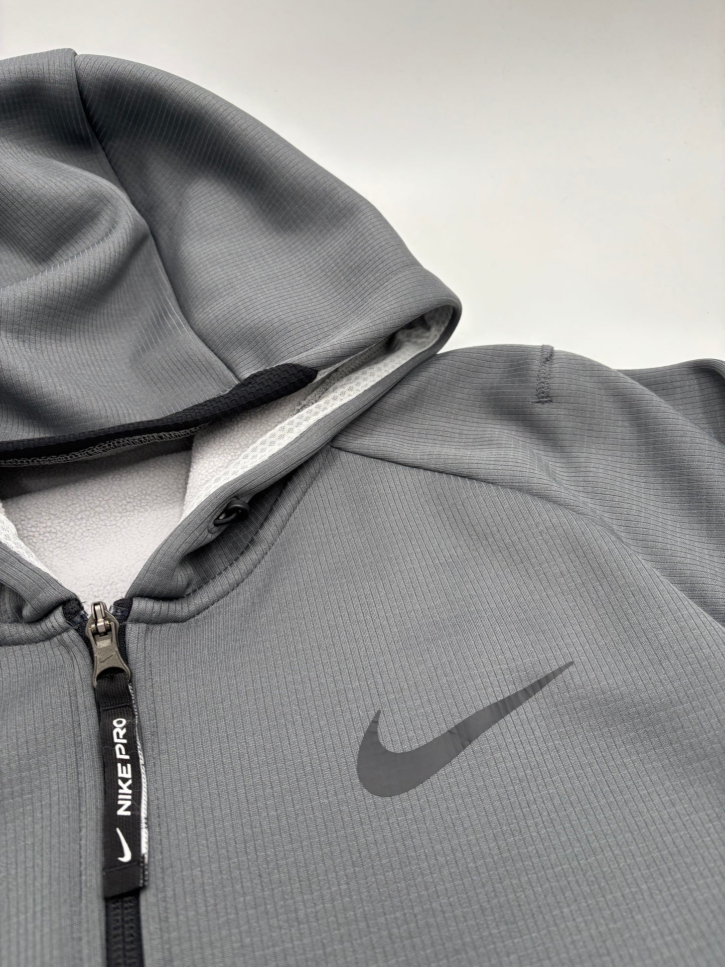 NIKE THERMA TRACKSUIT