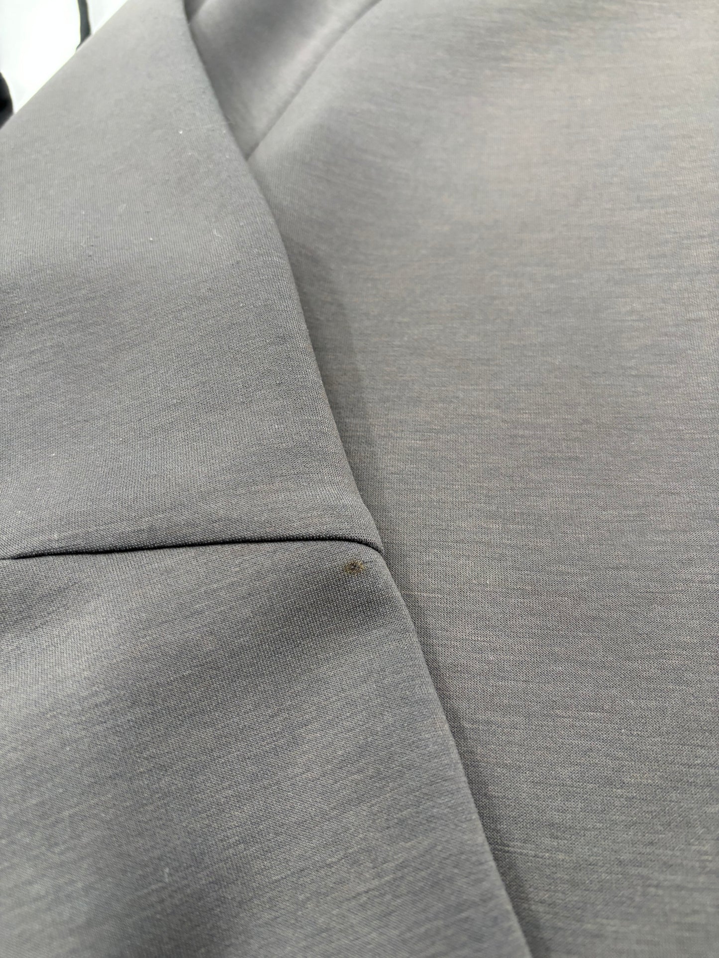 ON RUNNING TRACKSUIT
