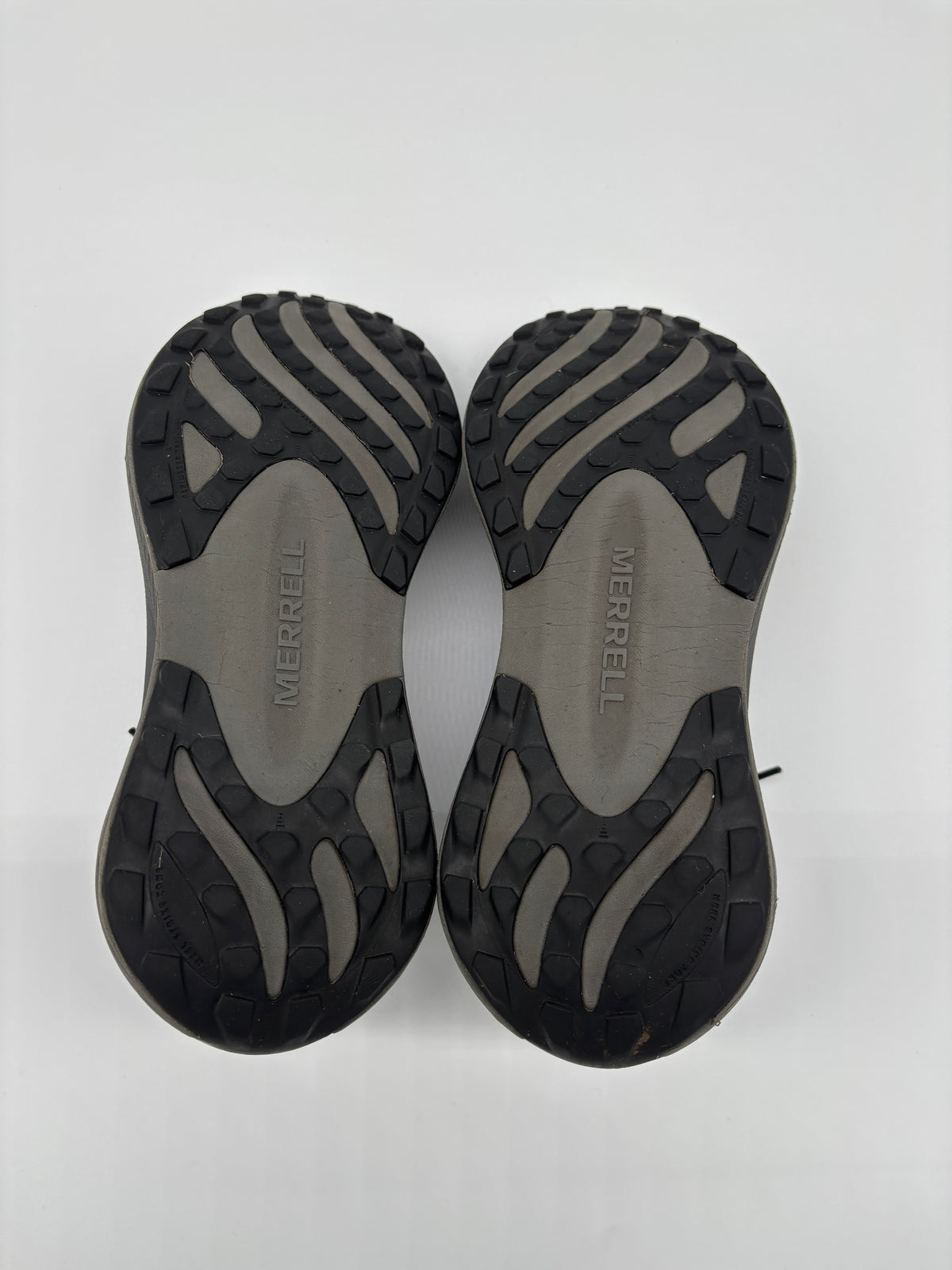 MERRELL TRAINERS