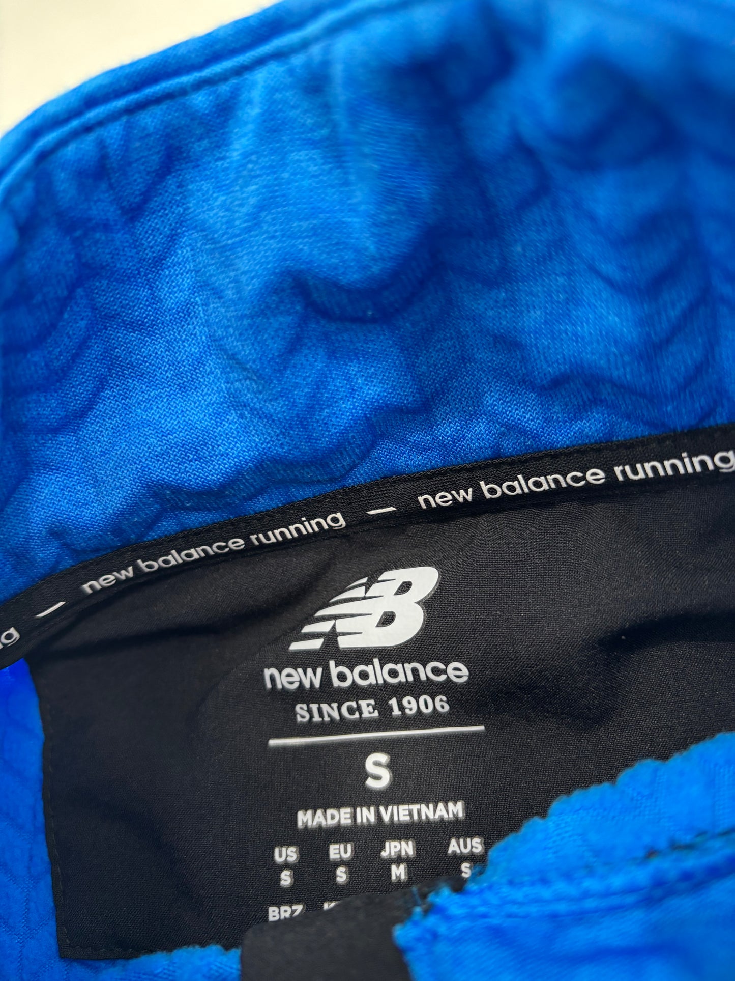 NEW BALANCE HALF ZIP