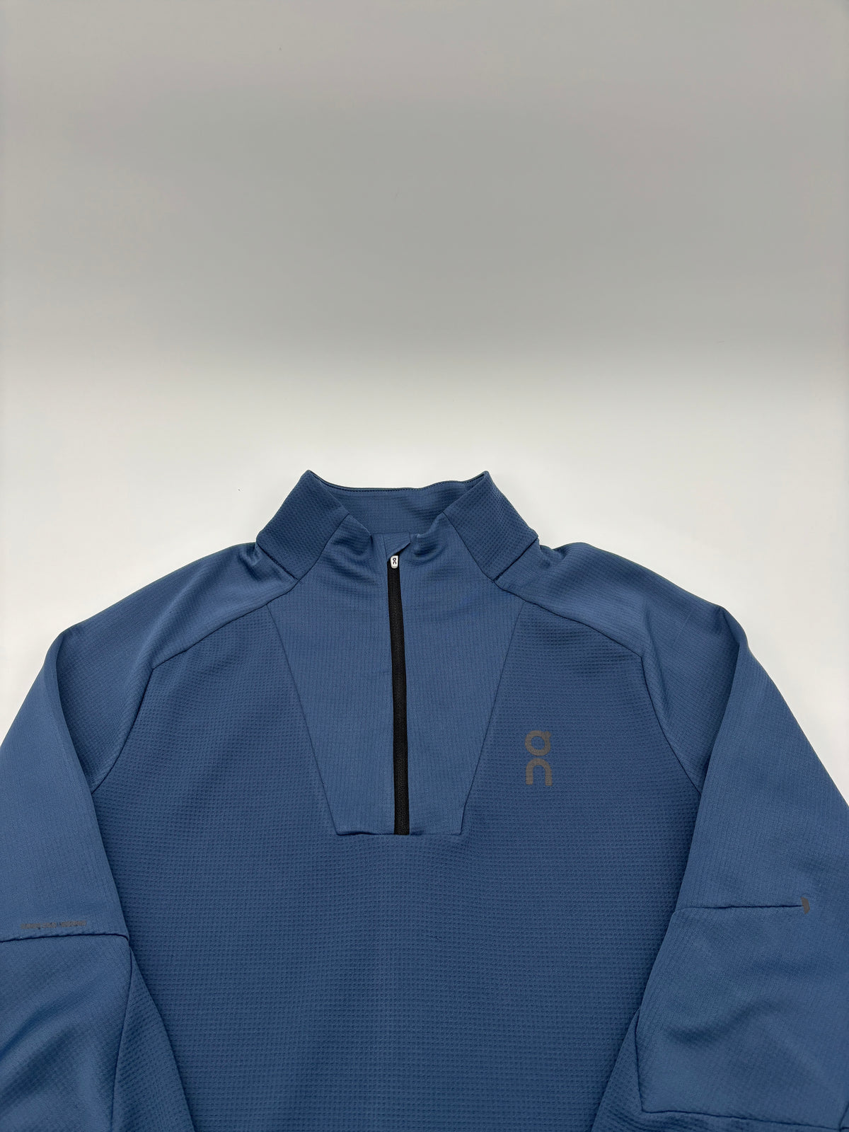 ON RUNNING HALF ZIP