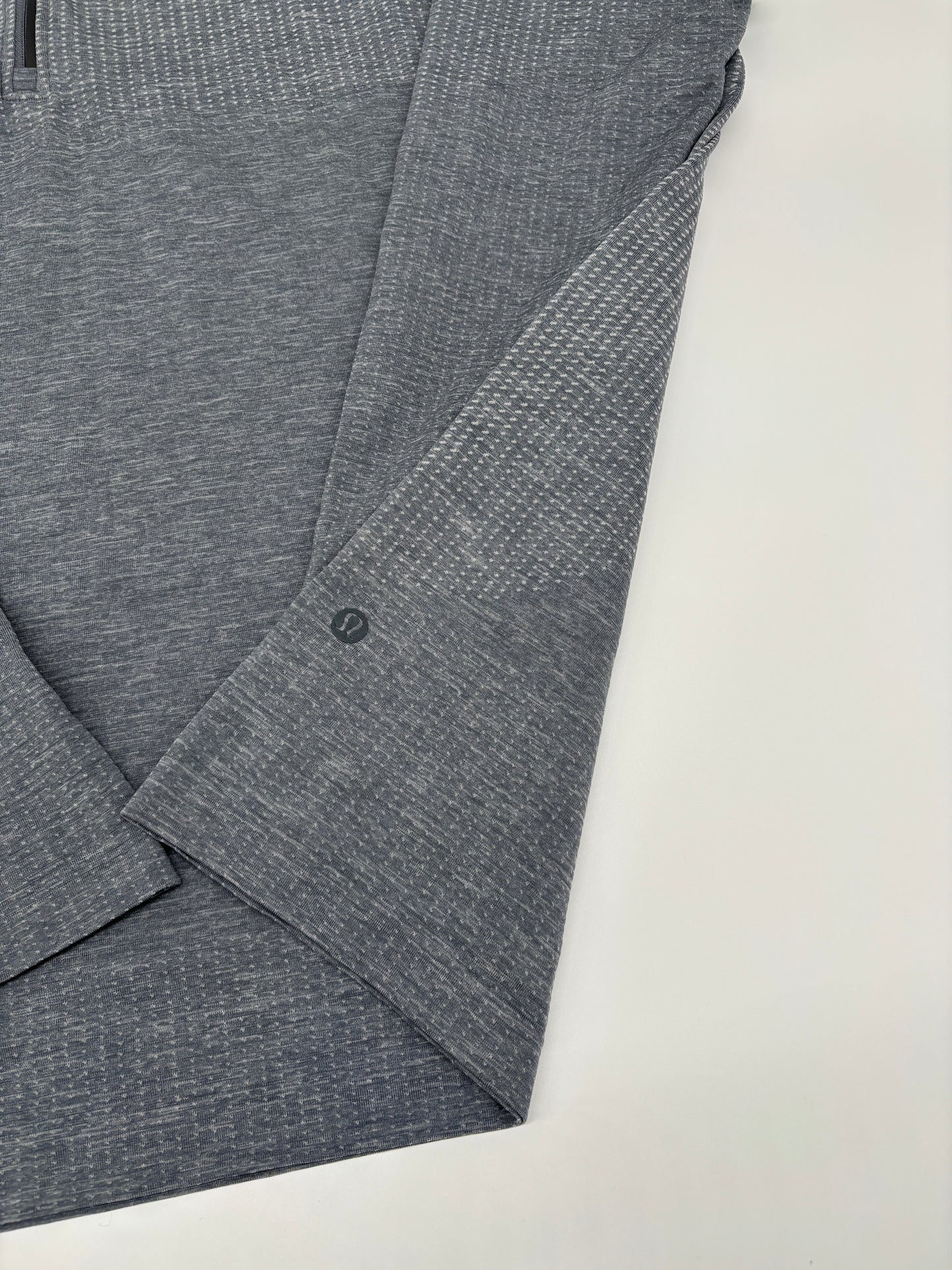 LULULEMON HALF ZIP