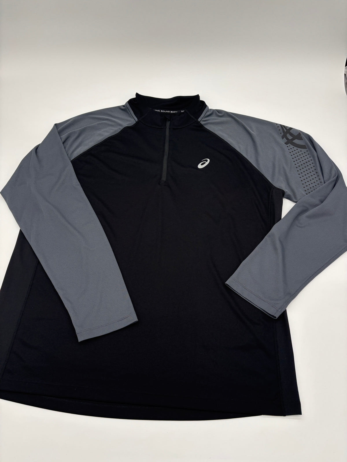 ASICS HALF ZIP