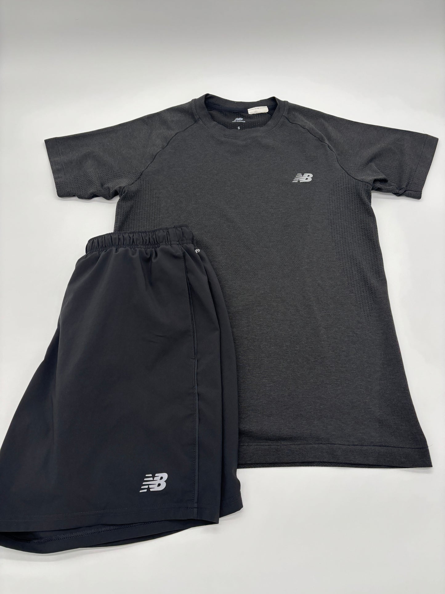 NEW BALANCE SET
