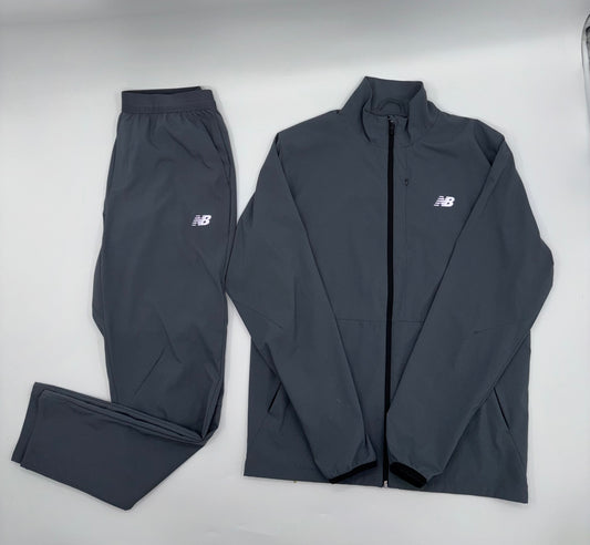 NEW BALANCE TRACKSUIT