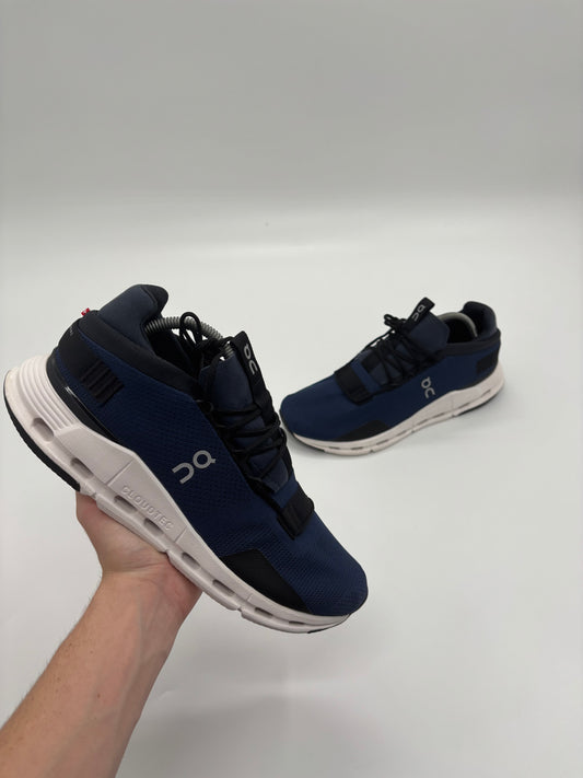 ON CLOUDNOVA TRAINERS