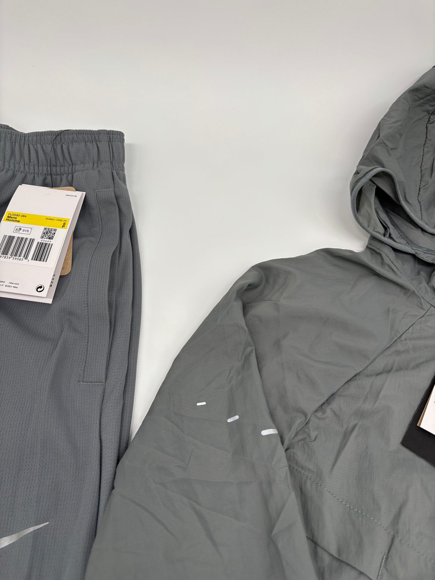 NIKE TRACKSUIT