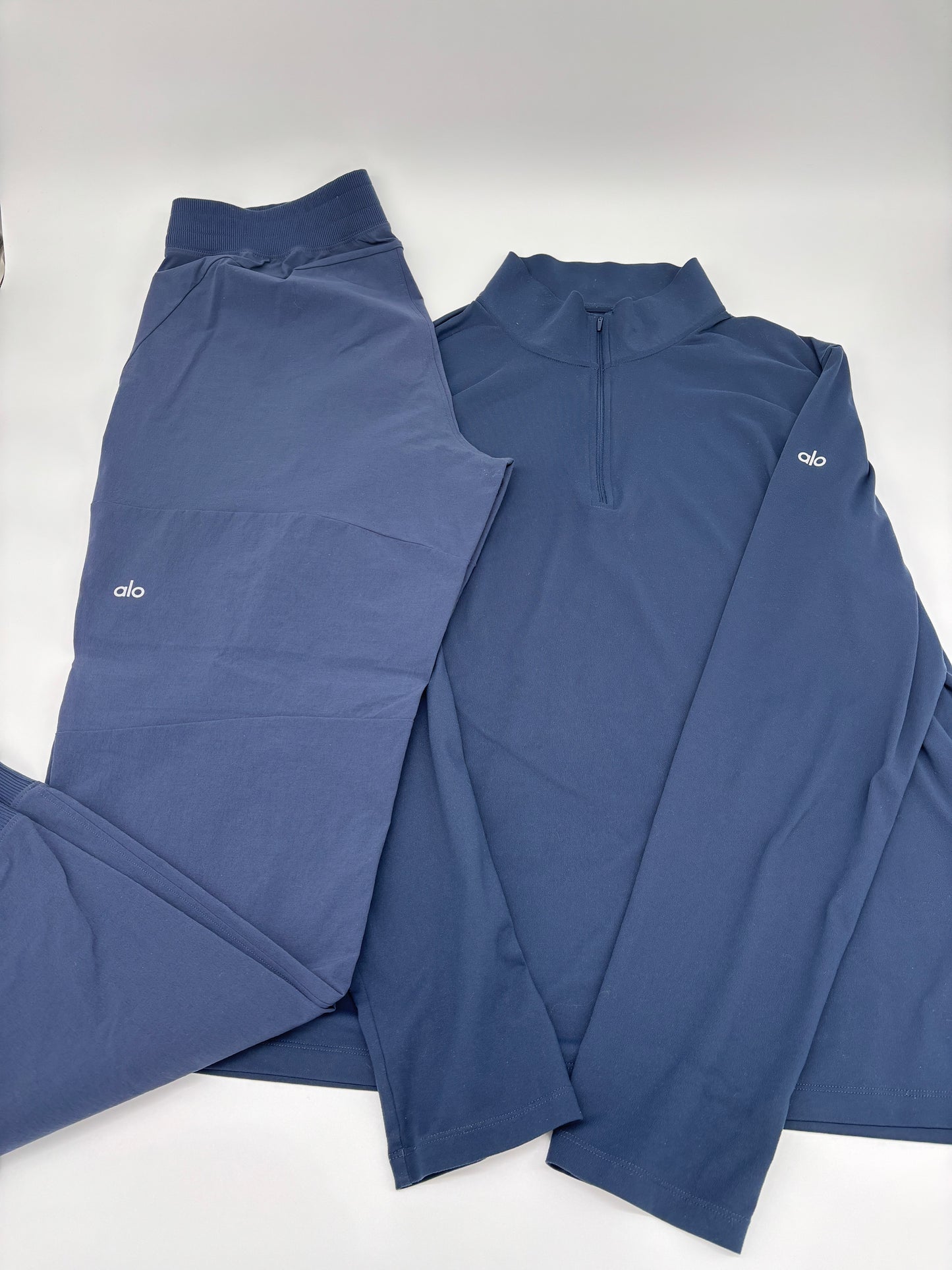 ALO TRACKSUIT