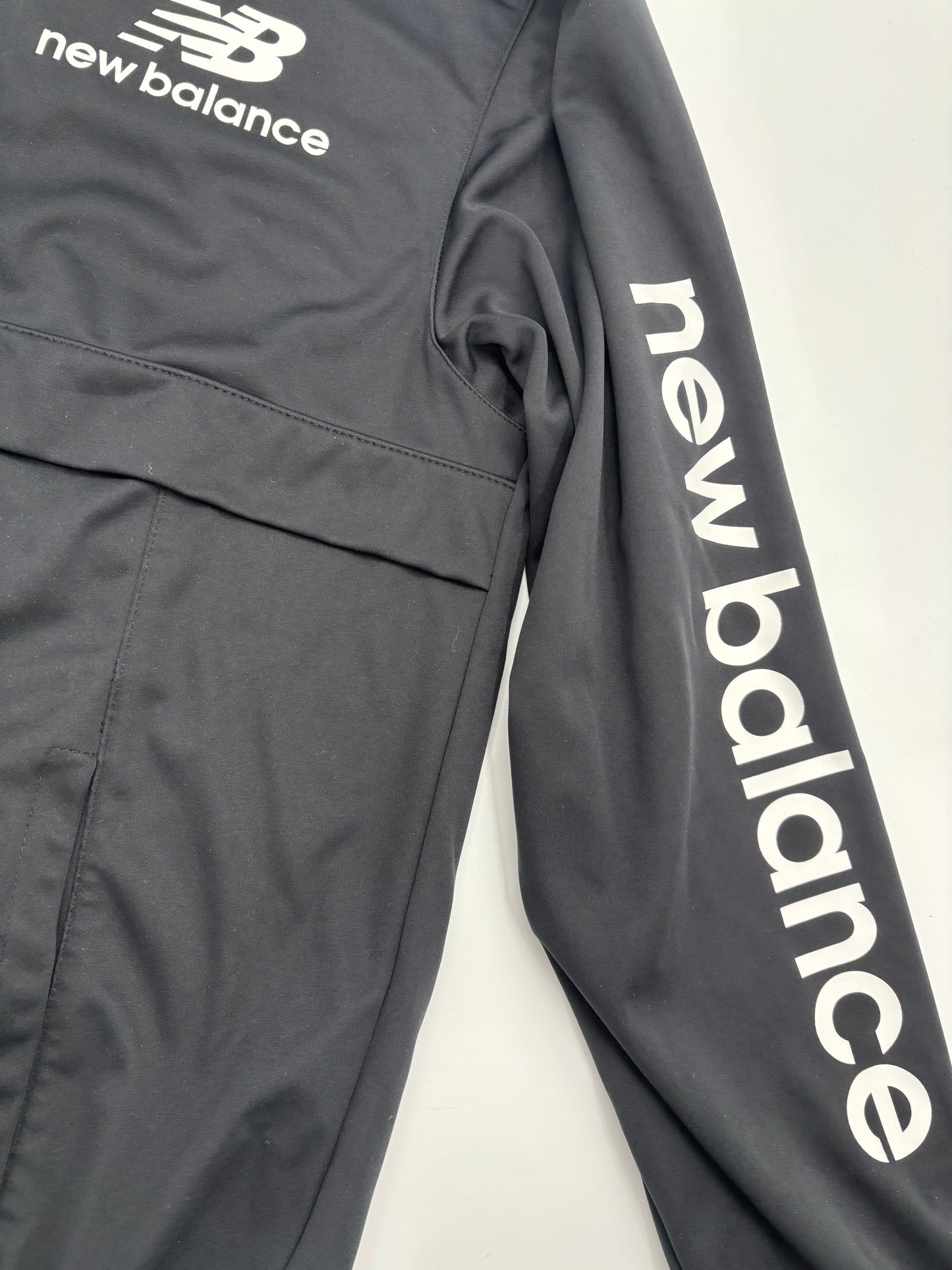 NEW BALANCE TRACKSUIT