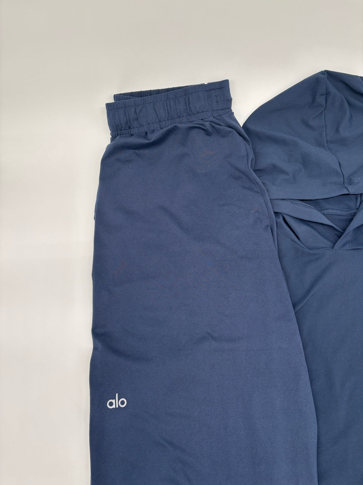 ALO TRACKSUIT