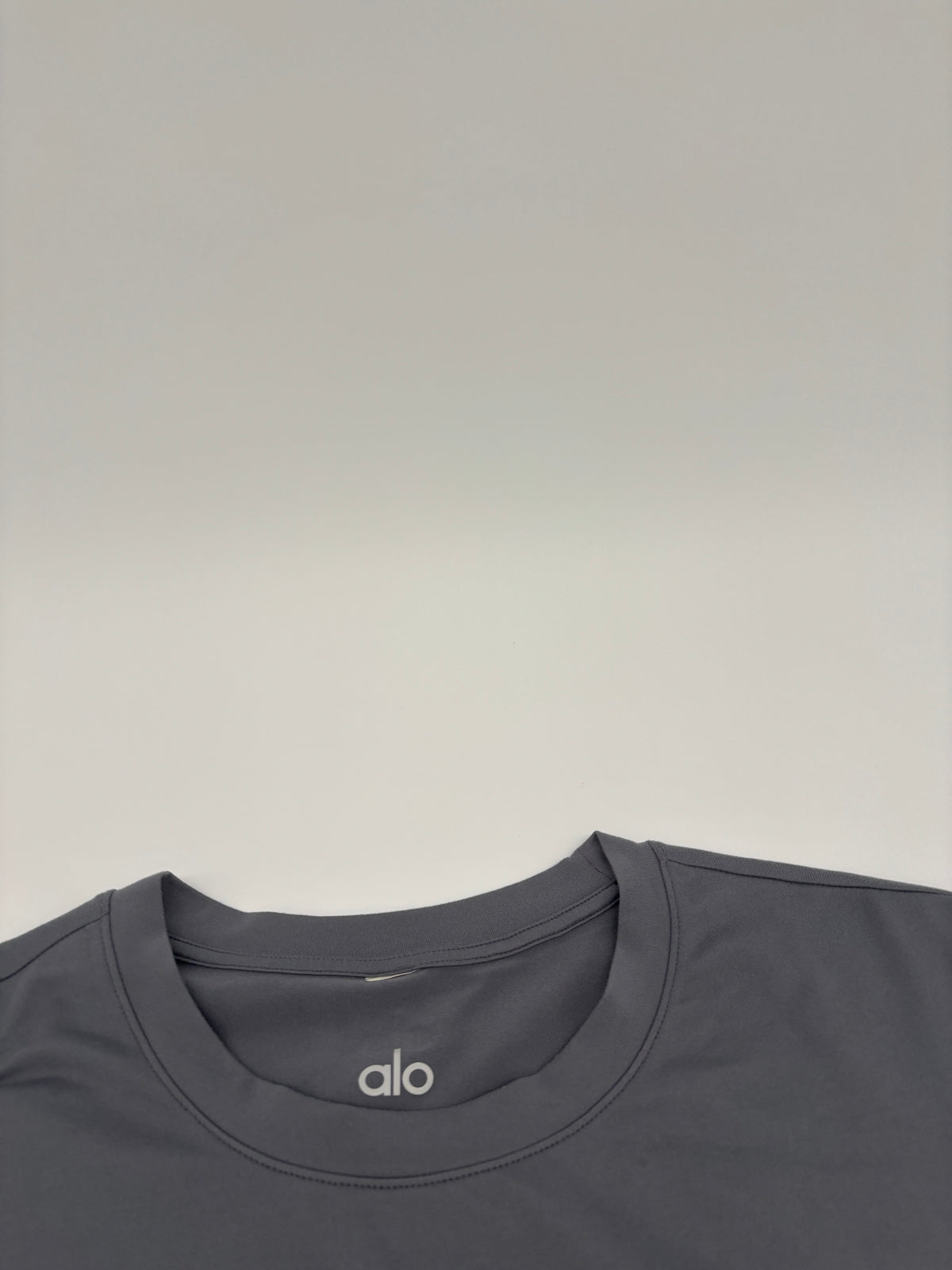 ALO T-SHIRT