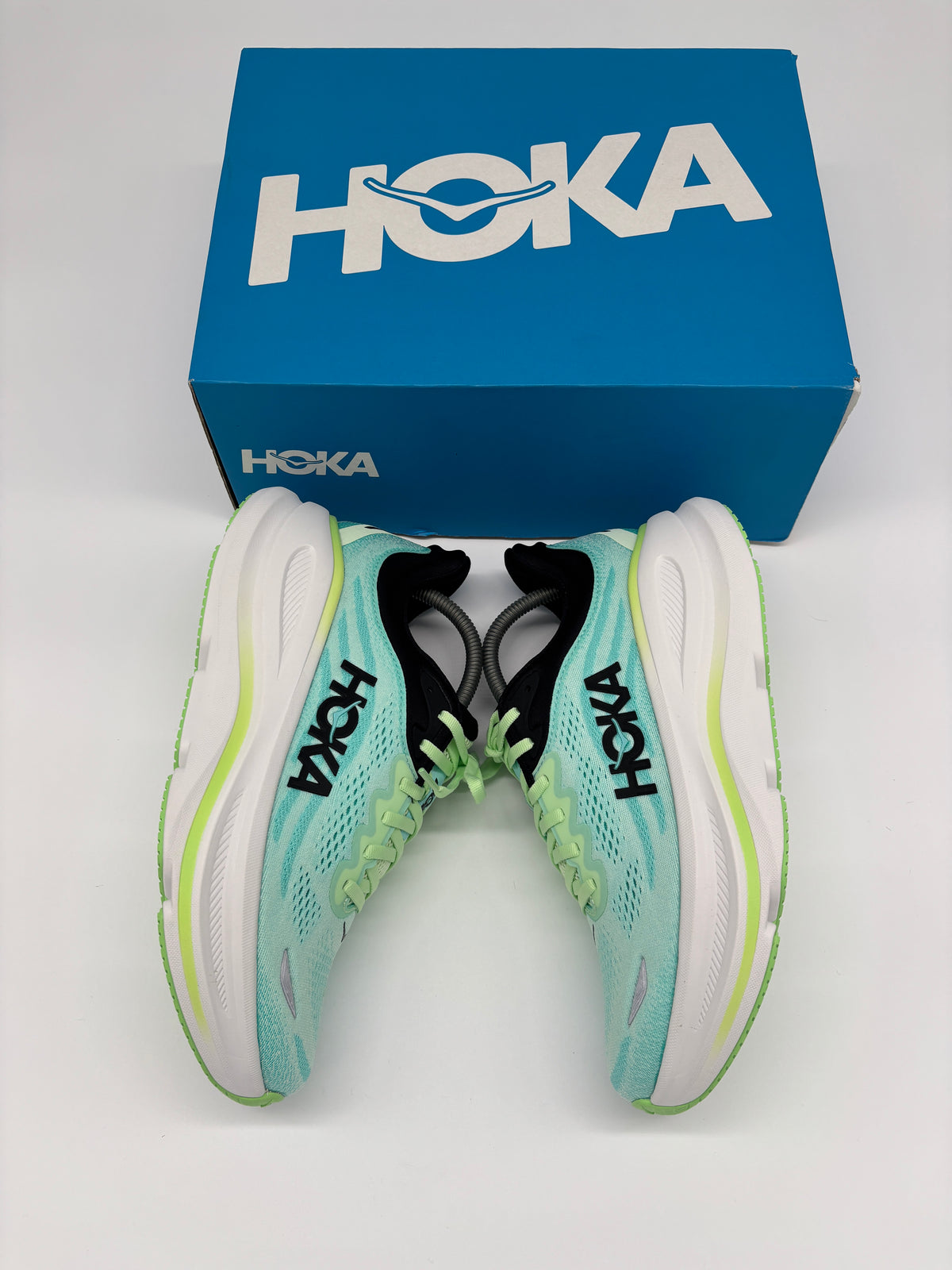 HOKA BONDI 9 TRAINERS